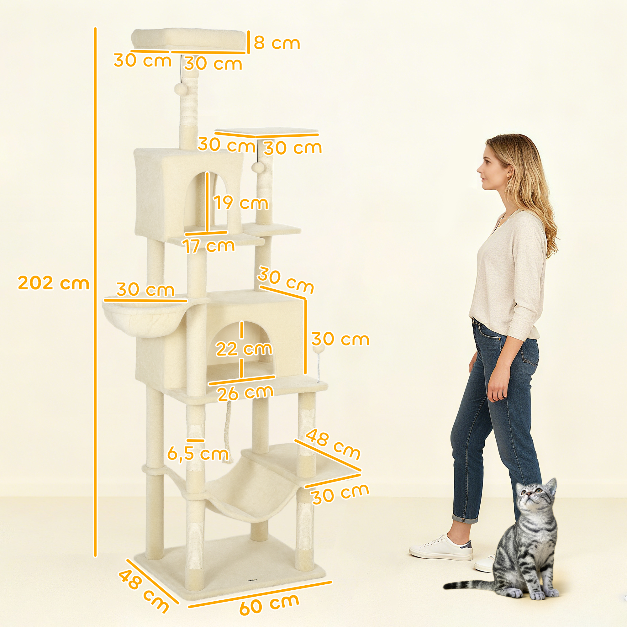 Un árbol para gatos beige de varios niveles con dimensiones indicadas.