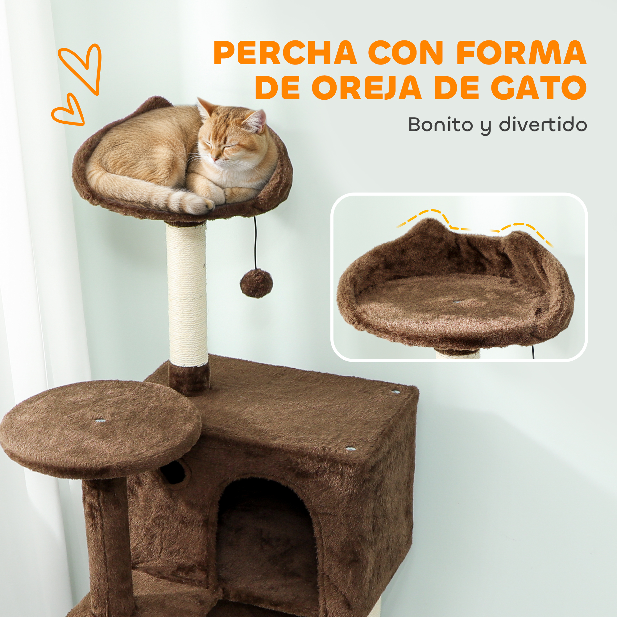 Un gato dorado duerme en un rascador marrón con forma de oreja de gato.