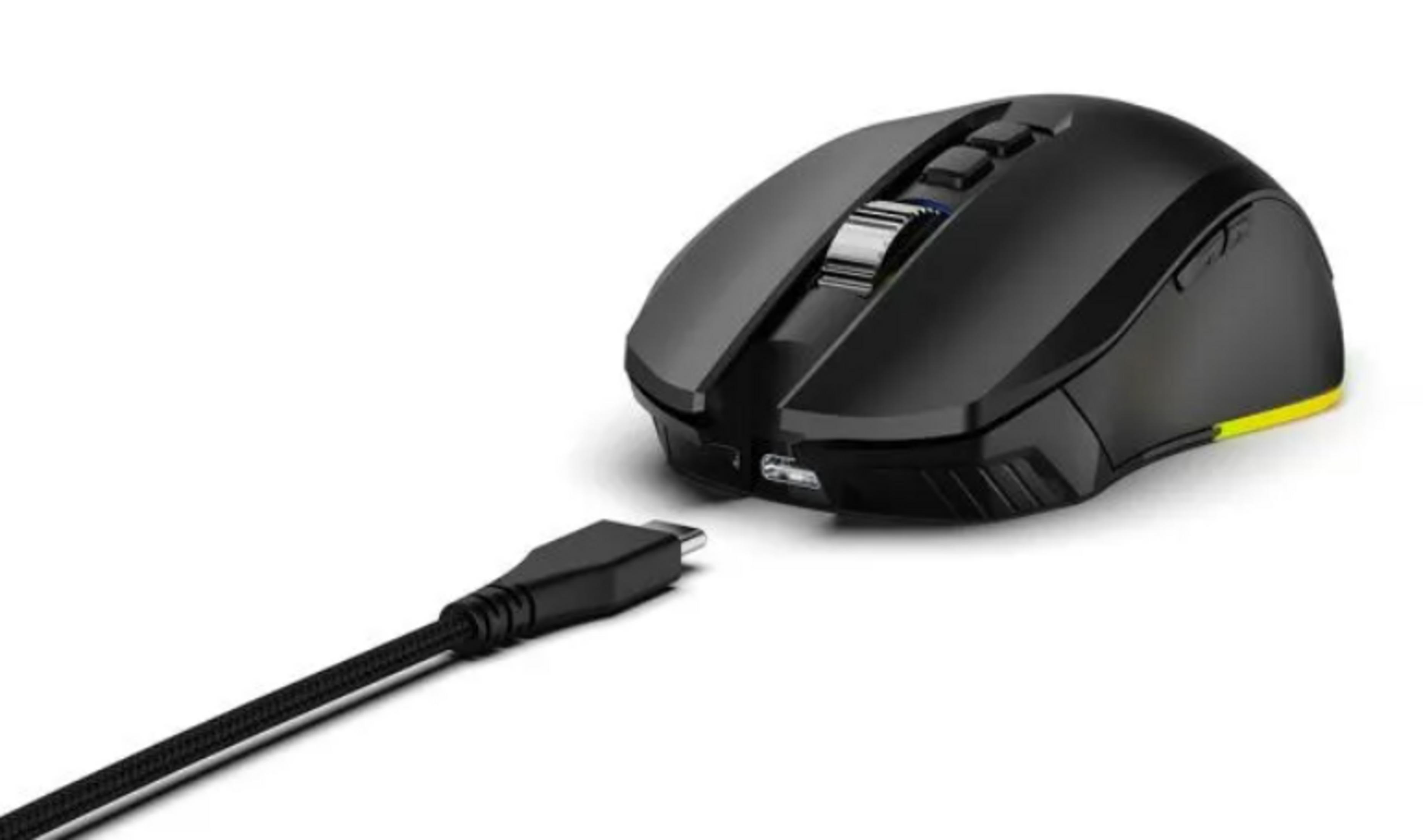 Mouse gaming nero con cavo USB-C e accenti gialli.