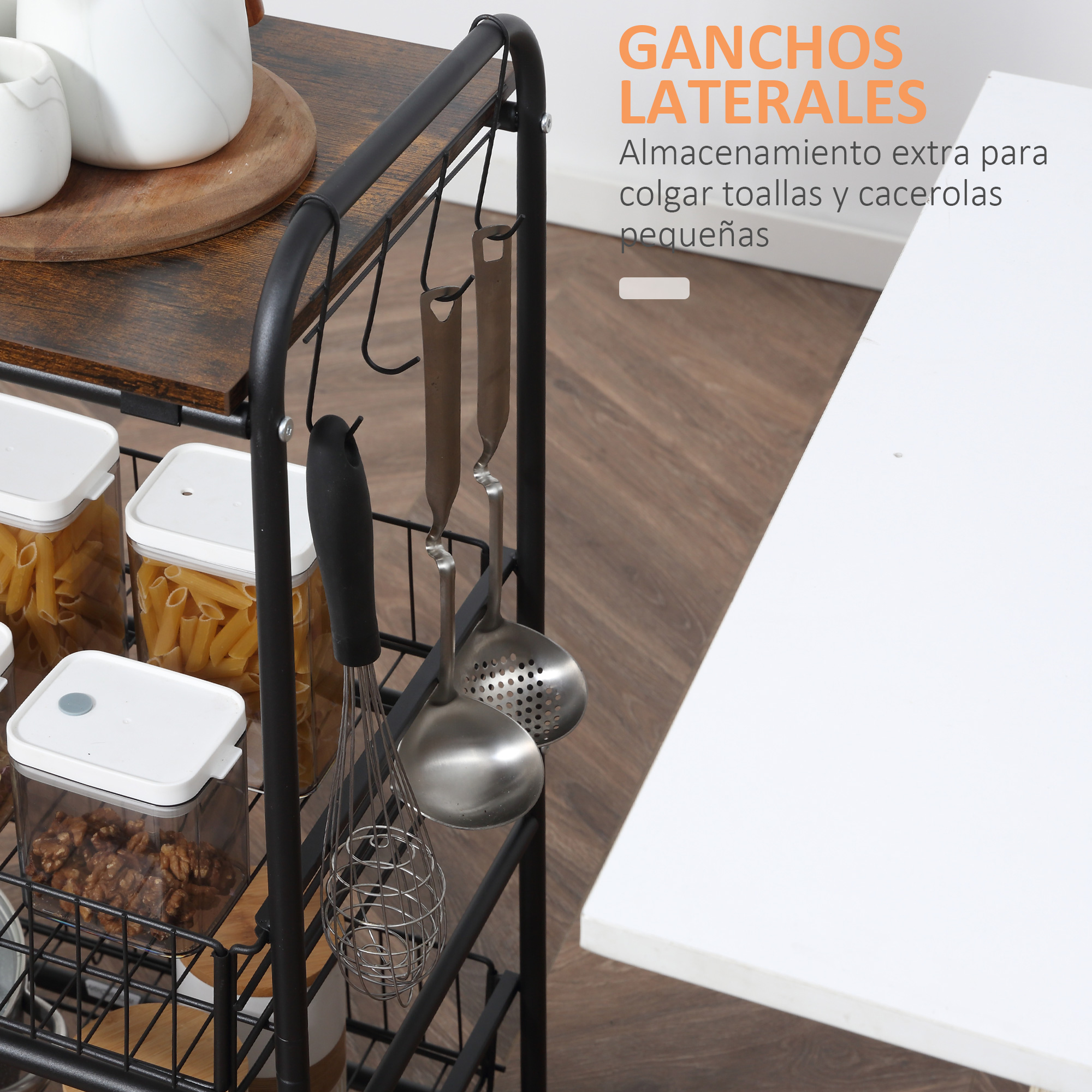 Carrito de cocina con ganchos y utensilios, recipientes con pasta y nueces.