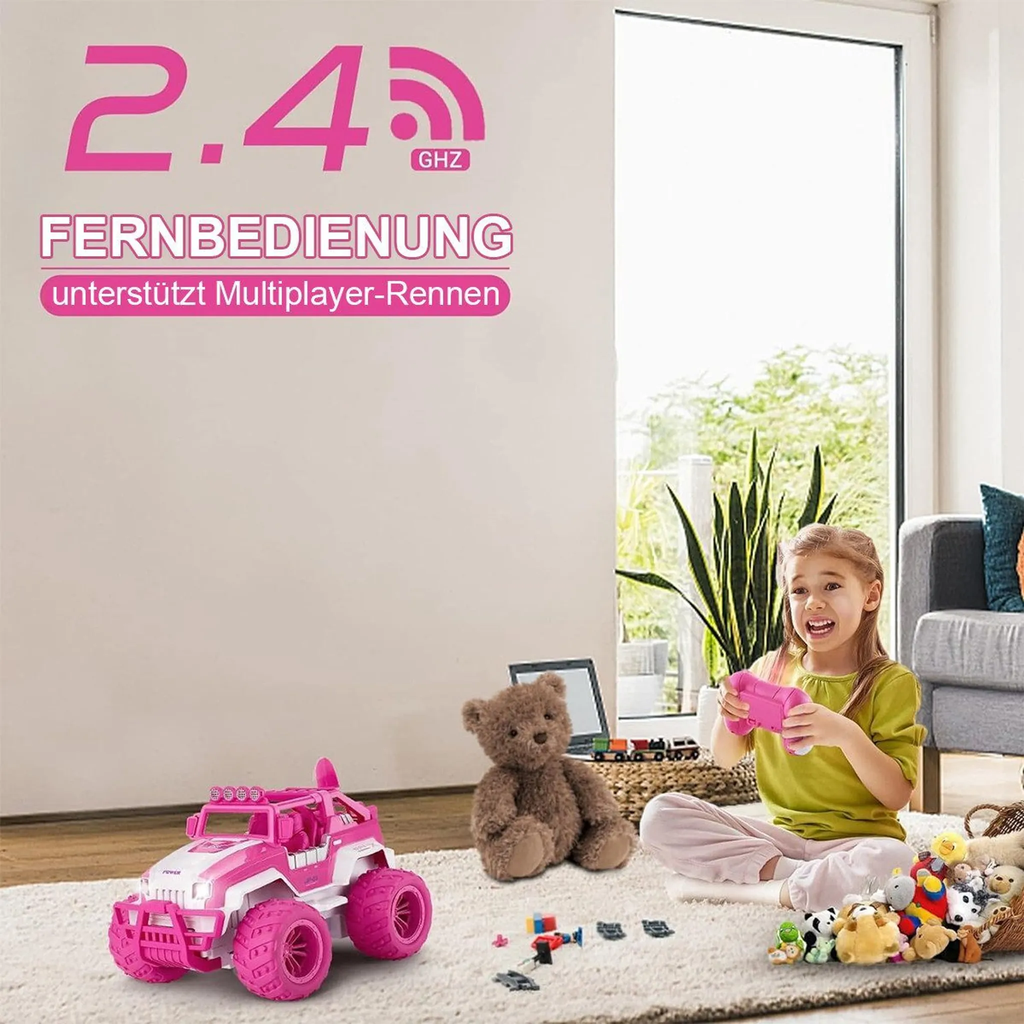 Ein Mädchen spielt mit einem pinken ferngesteuerten Auto und Stofftieren.