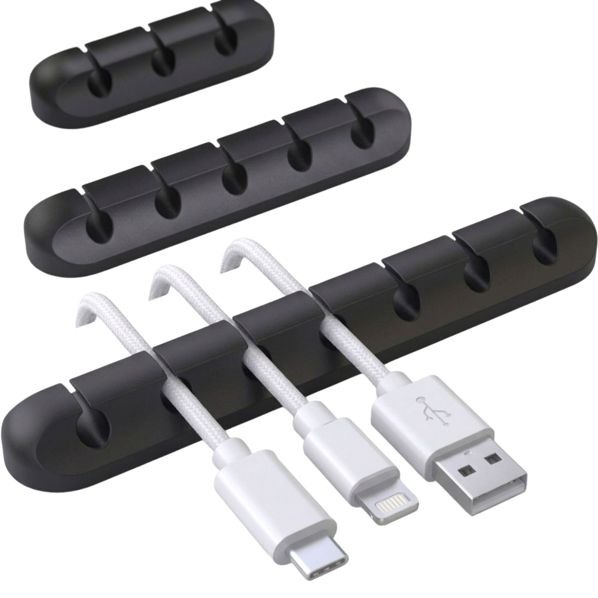 Czarne klipsy do kabli trzymają białe kable ze złączami USB-C, Lightning i USB-A.