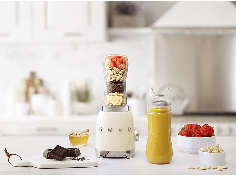 SMEG PBF01CREU 300 W Kişisel Blender Krem Fiyat & Özellik | MediaMarkt