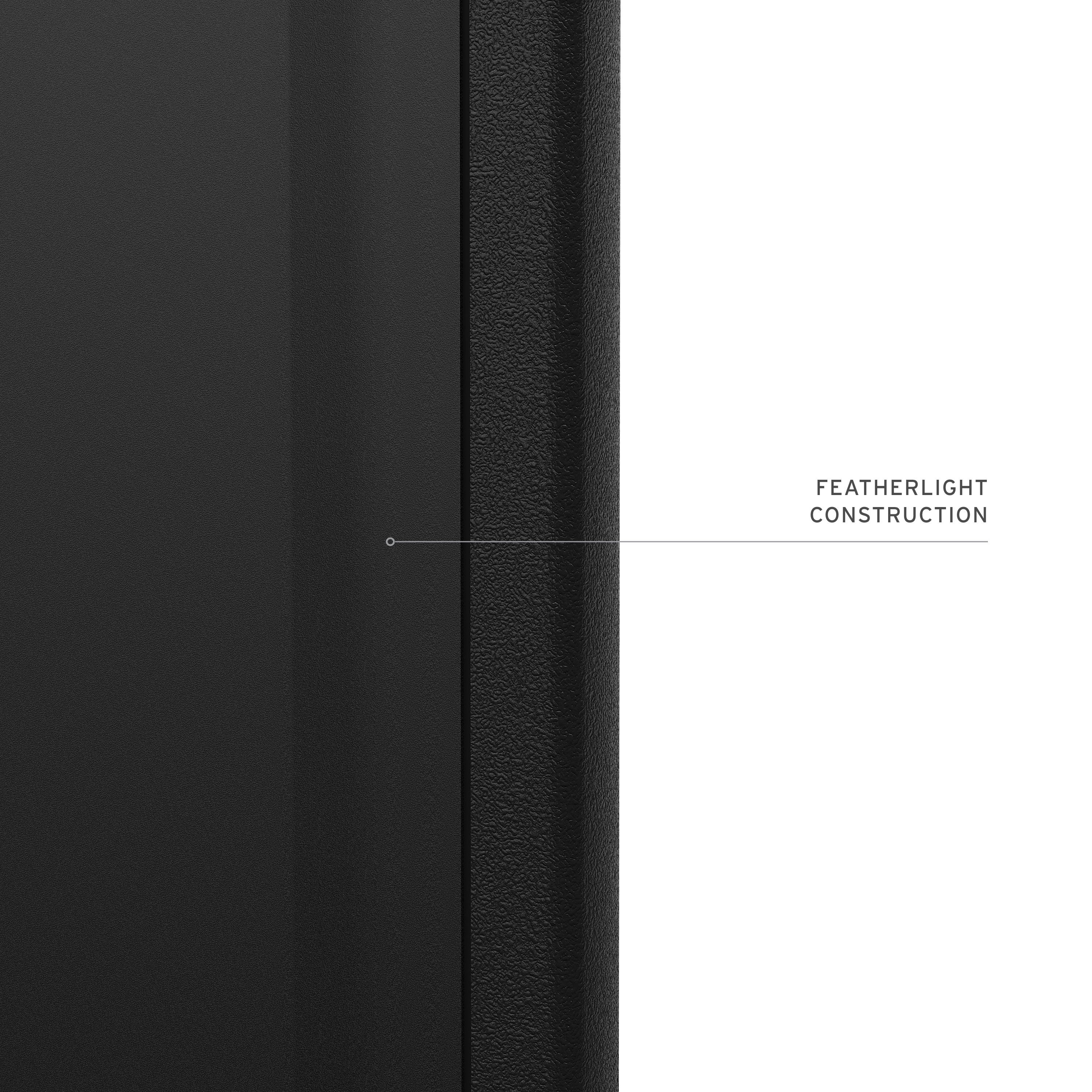 Drei vertikale schwarze Flächen mit unterschiedlicher Textur, durch eine dünne Linie verbunden.