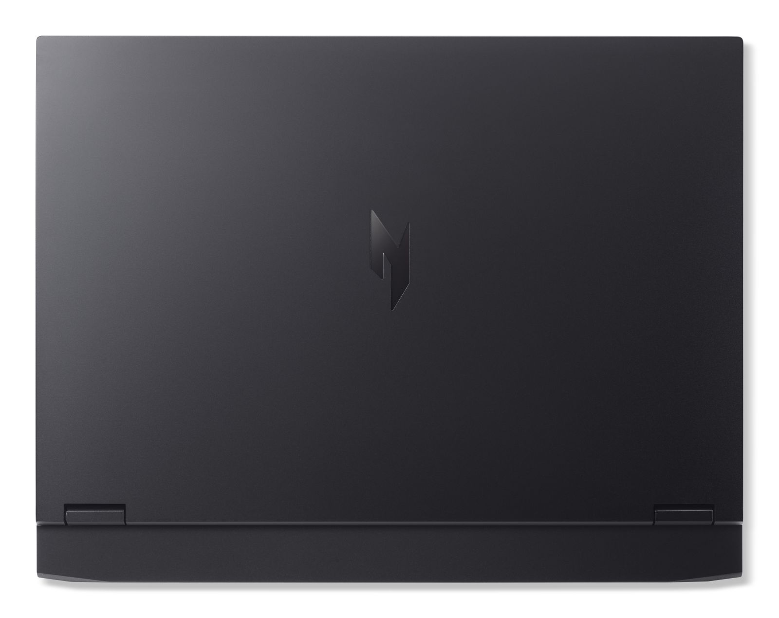 Geschlossener schwarzer Laptop mit einem stilisierten 'M'-Logo auf dem Deckel.
