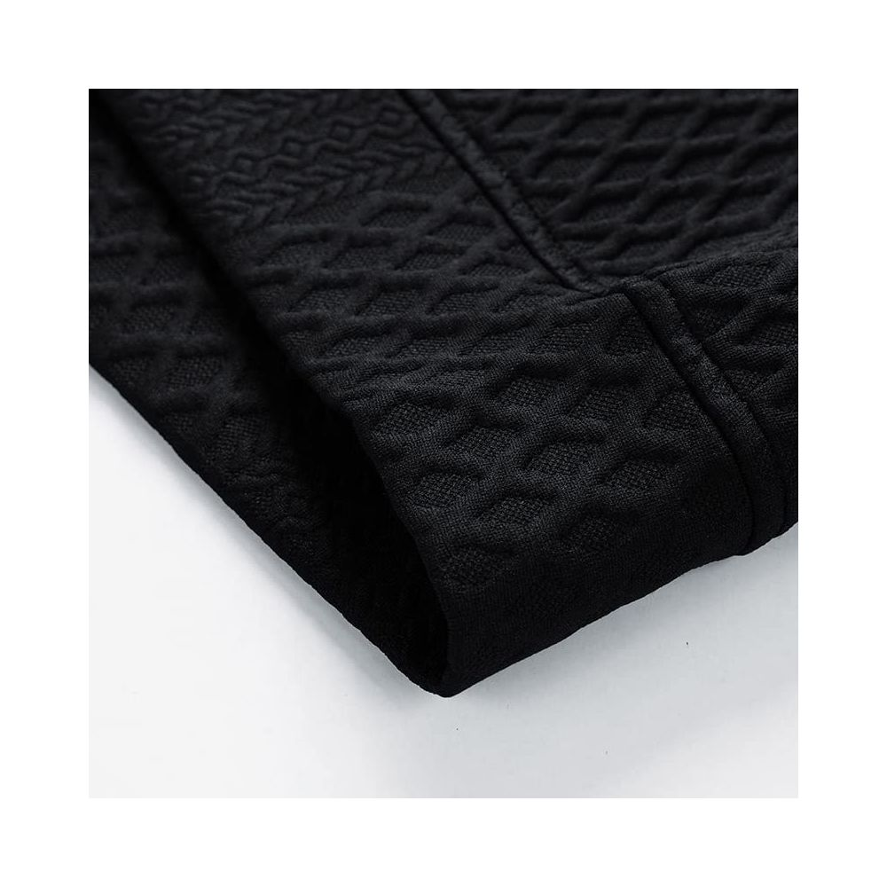 Schwarzer Stoff mit Rautenmuster und Textur.