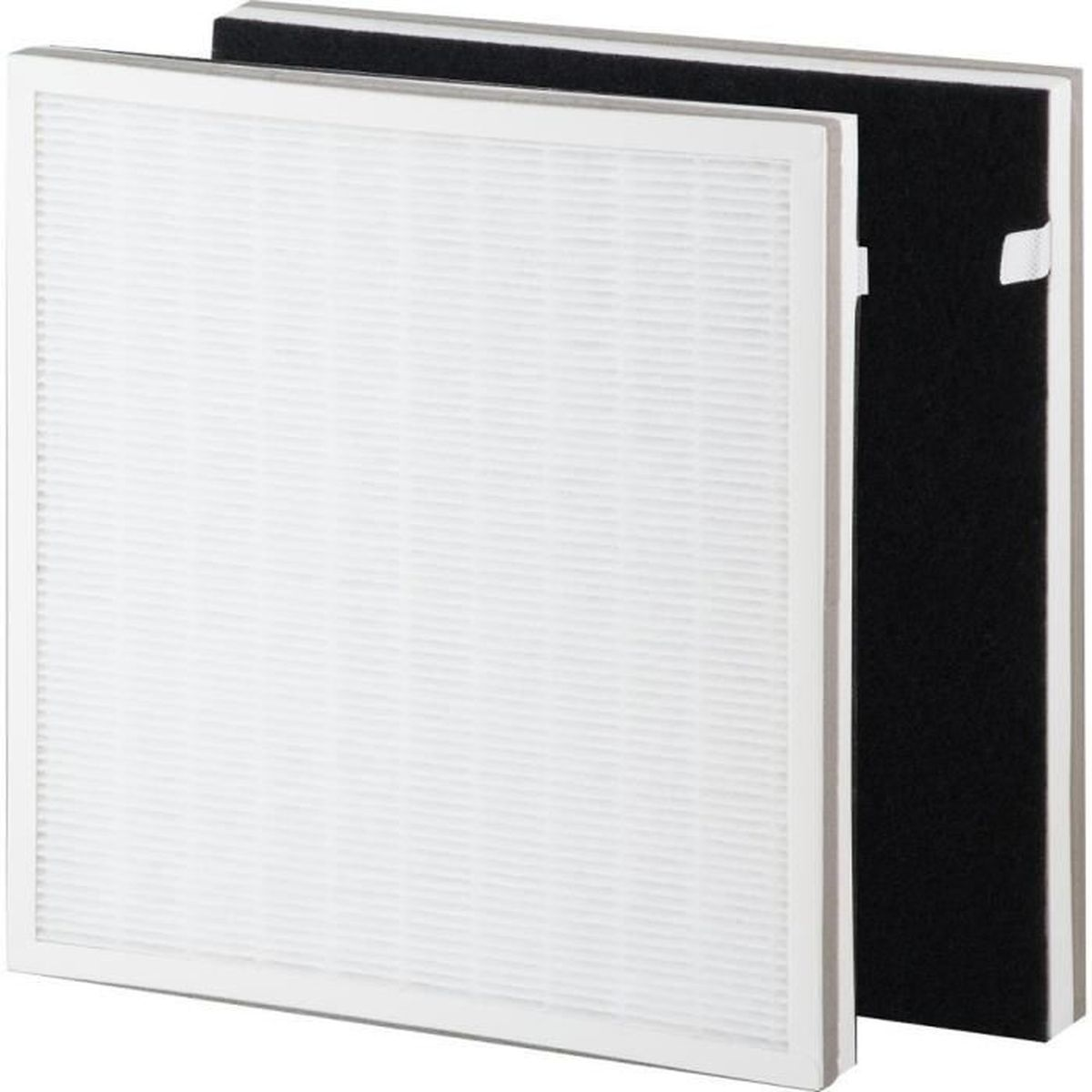 Un filtro dell'aria bianco plissettato con sfondo nero.
