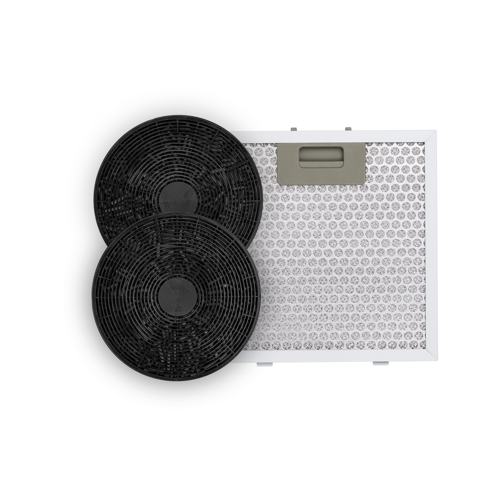 Zwei runde schwarze Aktivkohlefilter liegen neben einem weißen rechteckigen Fettfilter.