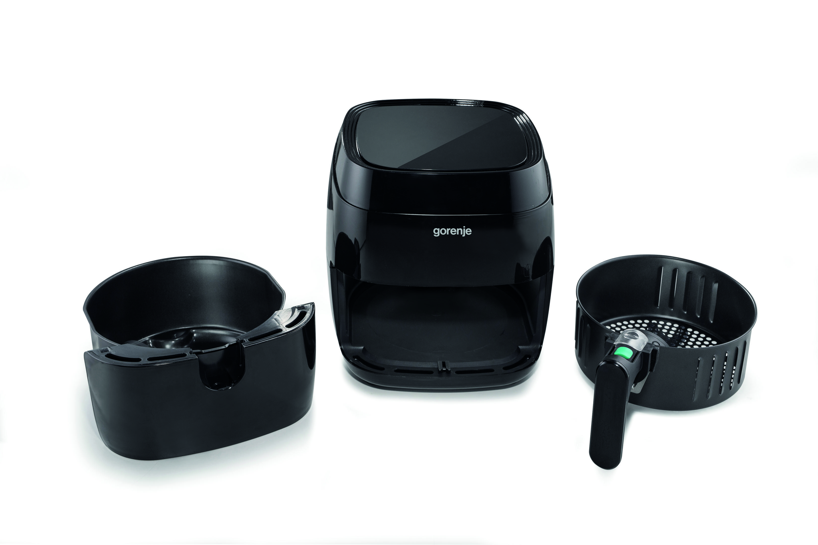 Un set di friggitrice ad aria Gorenje nero con cestello e cassetto.