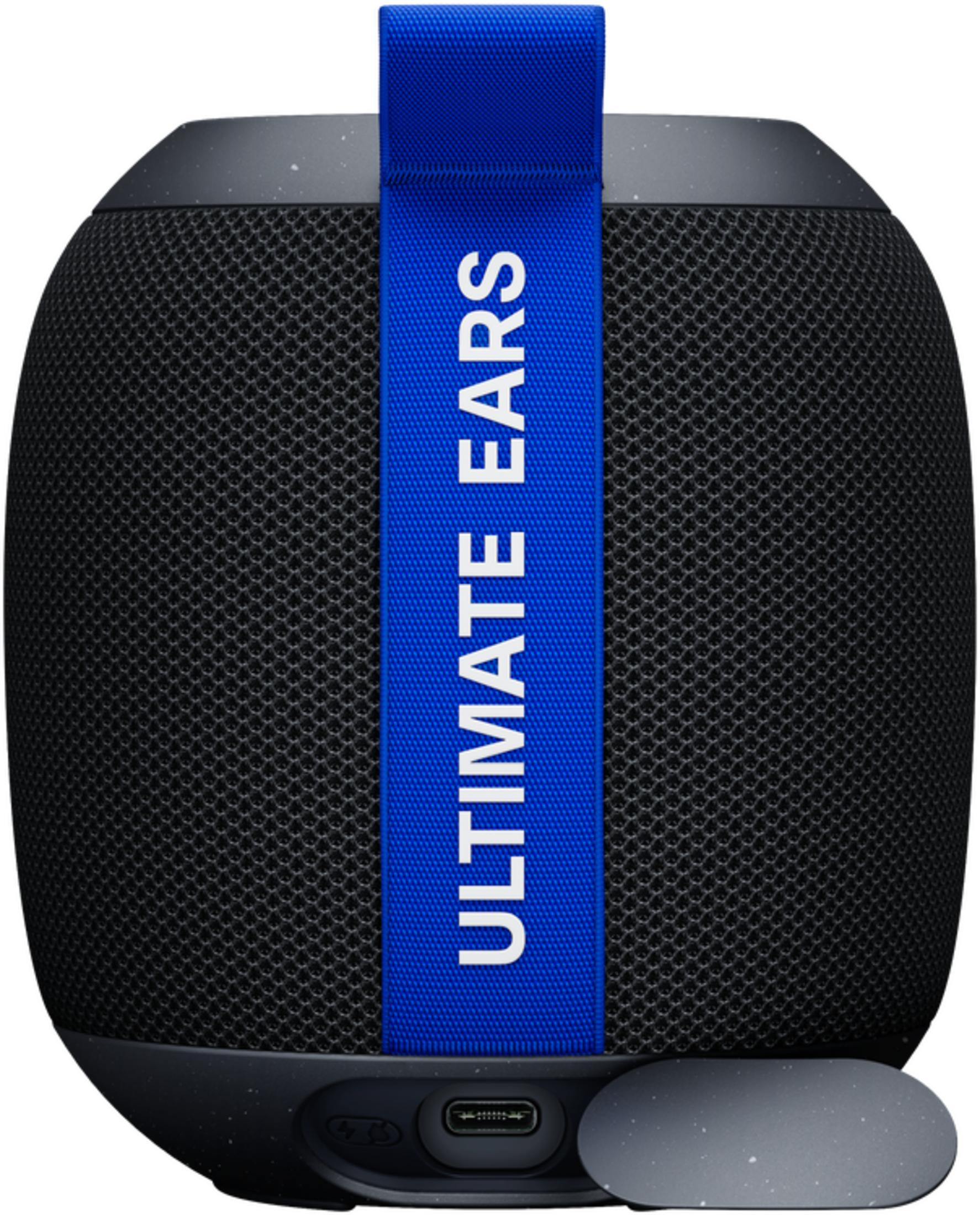 Czarny głośnik z niebieskim paskiem z napisem ULTIMATE EARS.
