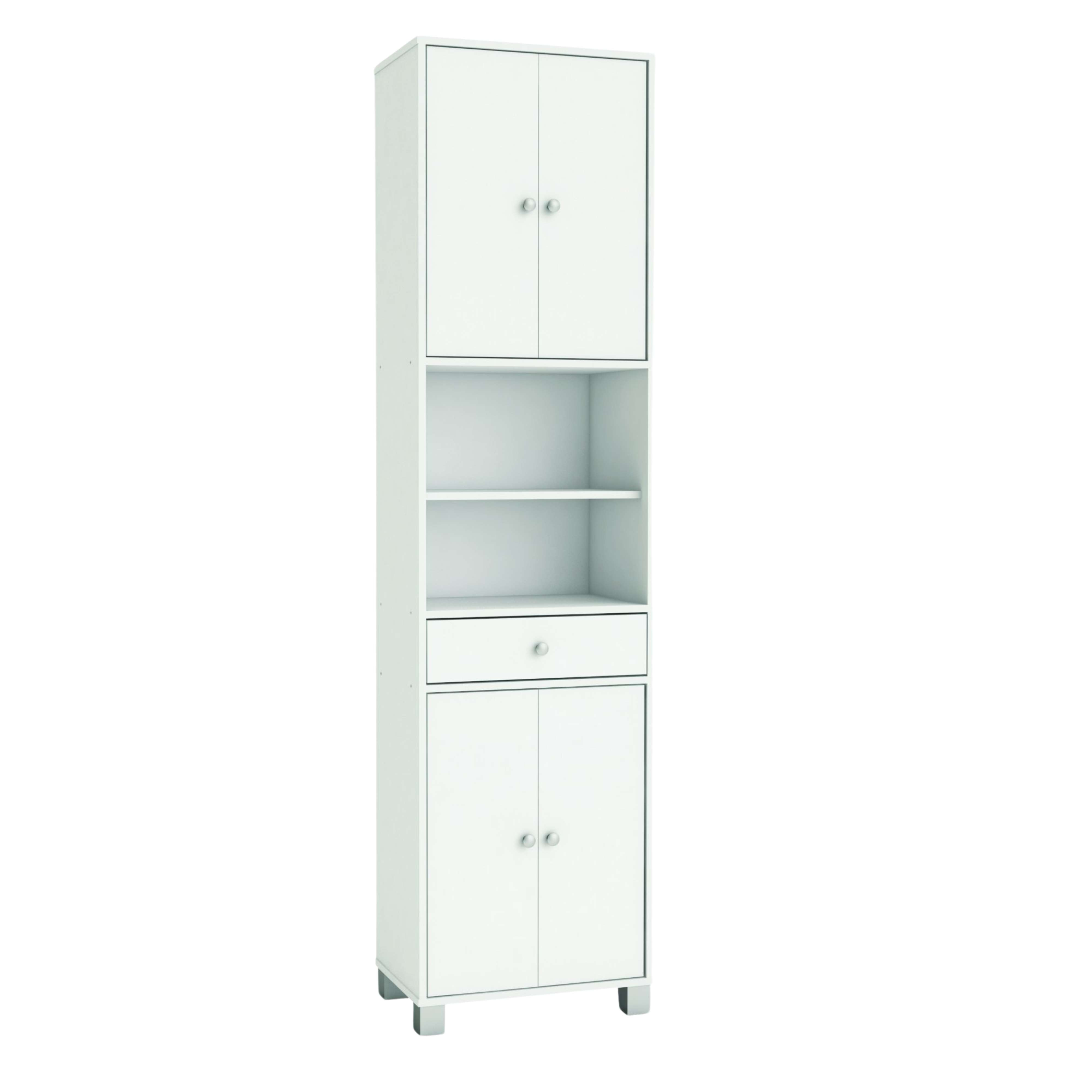 Un estante alto y blanco con puertas, un cajón, cuerpo blanco y tiradores plateados.