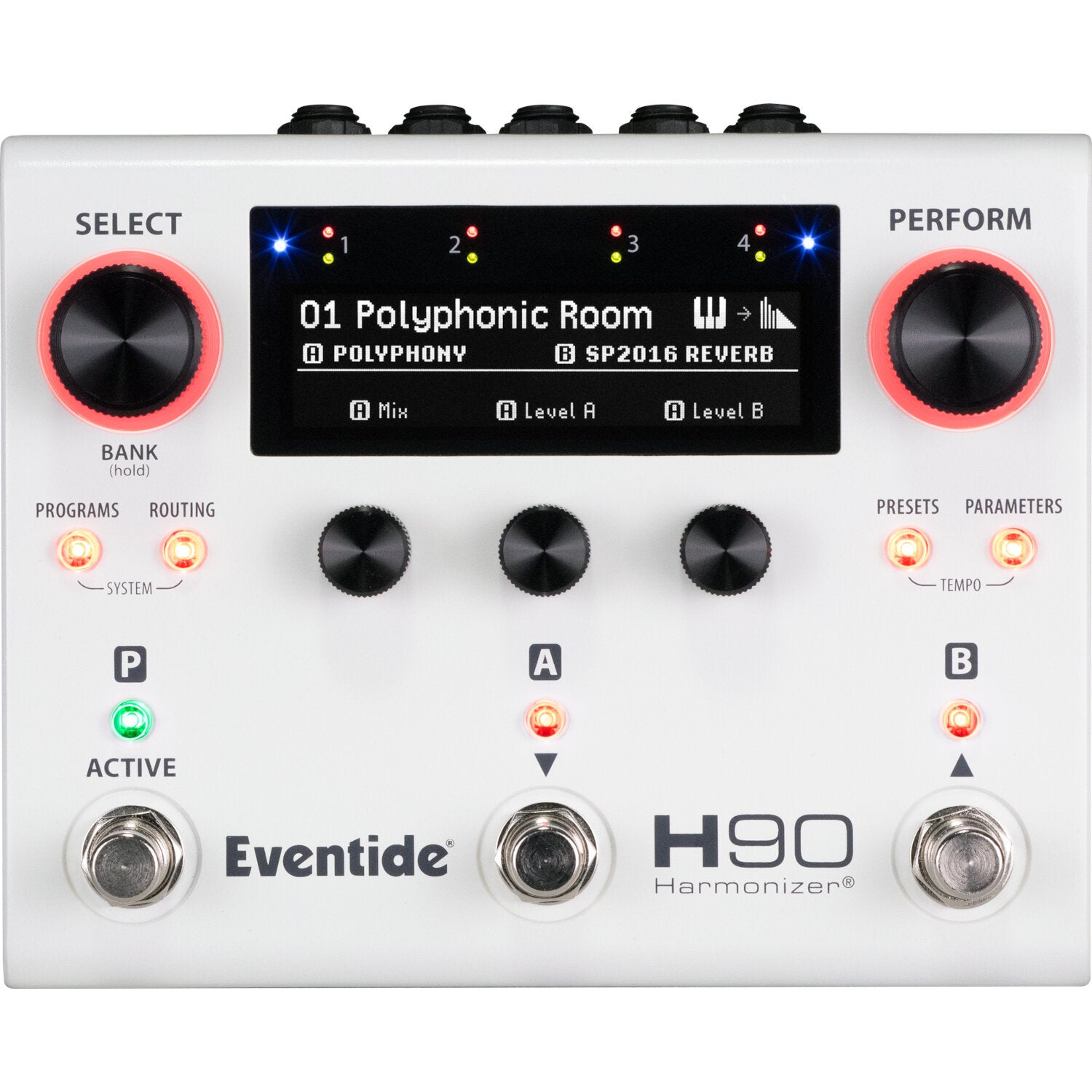 Een wit Eventide H90 Harmonizer pedaal met display, knoppen en voetschakelaars.