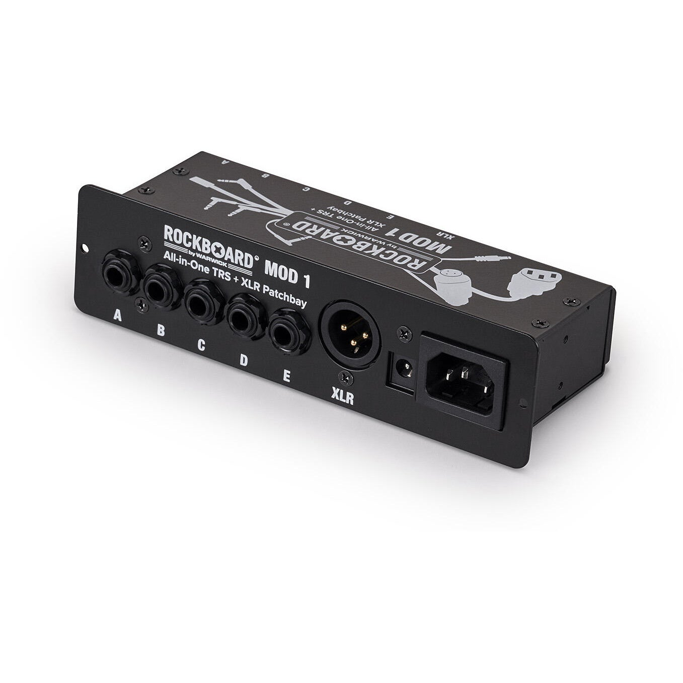 Zwarte Rockboard MOD 1 patchbay met 5 TRS-ingangen (A-E), XLR in/uit en stroomconnector.