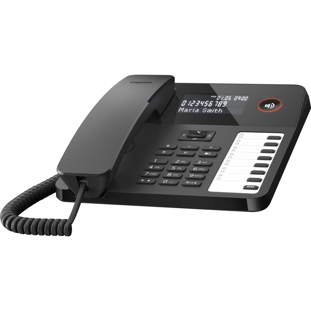 Een zwarte Gigaset telefoon met spiraalkabel en verlicht display.