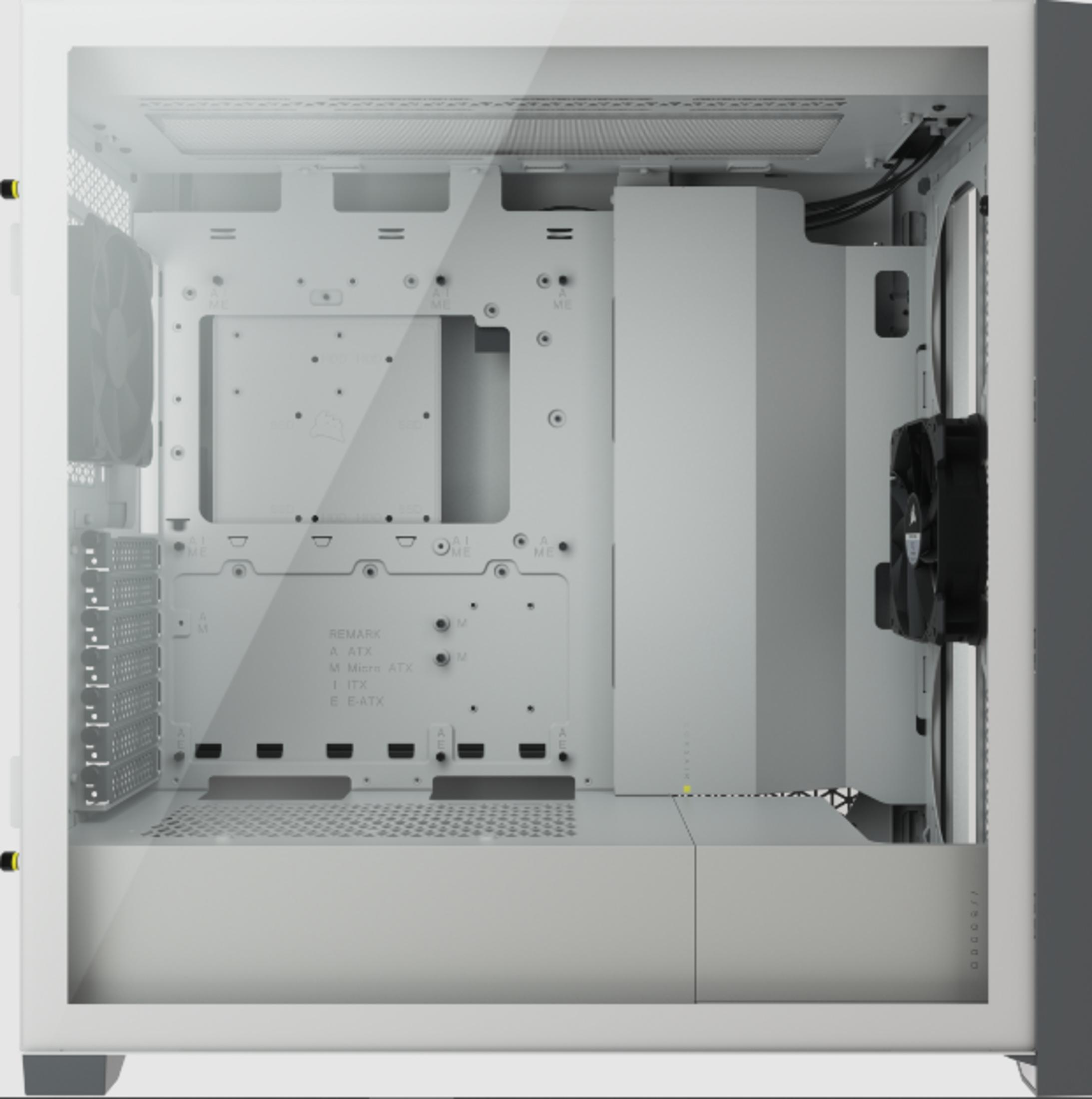 Biała obudowa komputera z przezroczystym oknem, wentylatorami i mocowaniami płyty głównej.