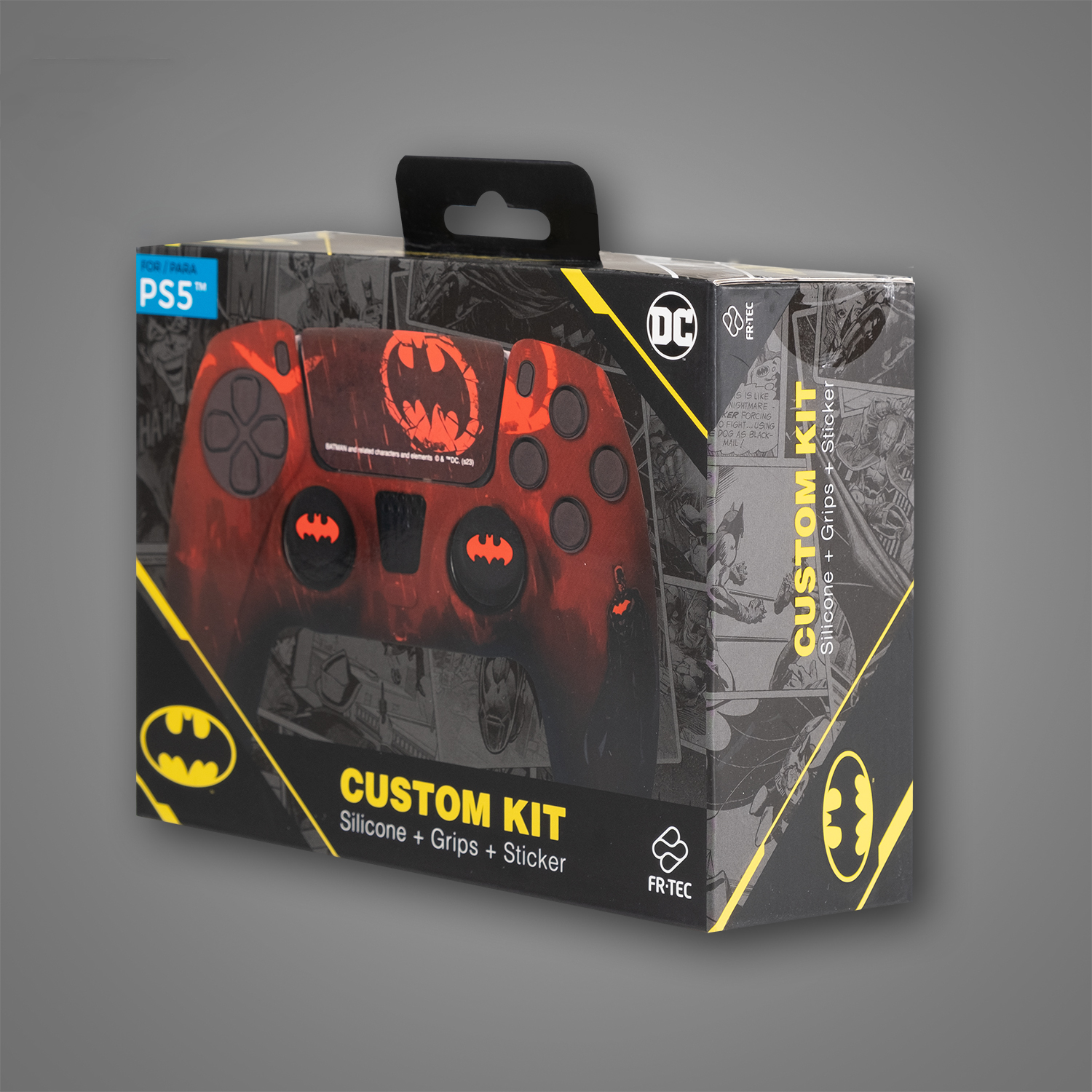Confezione kit personalizzato controller Batman PS5 con design a fumetti e controller rosso.