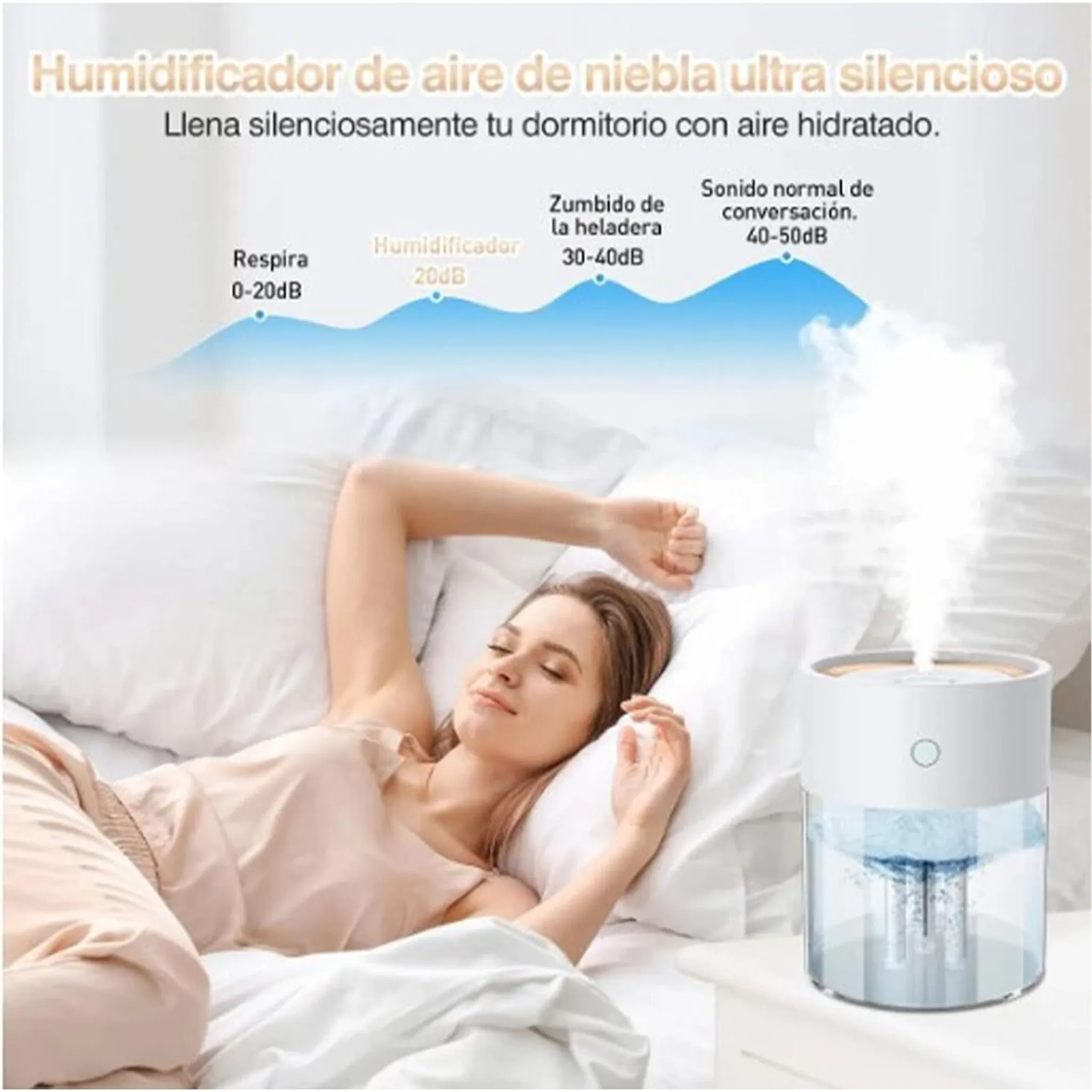 Eine Frau schläft im Bett, während ein Luftbefeuchter Nebel ausstößt.