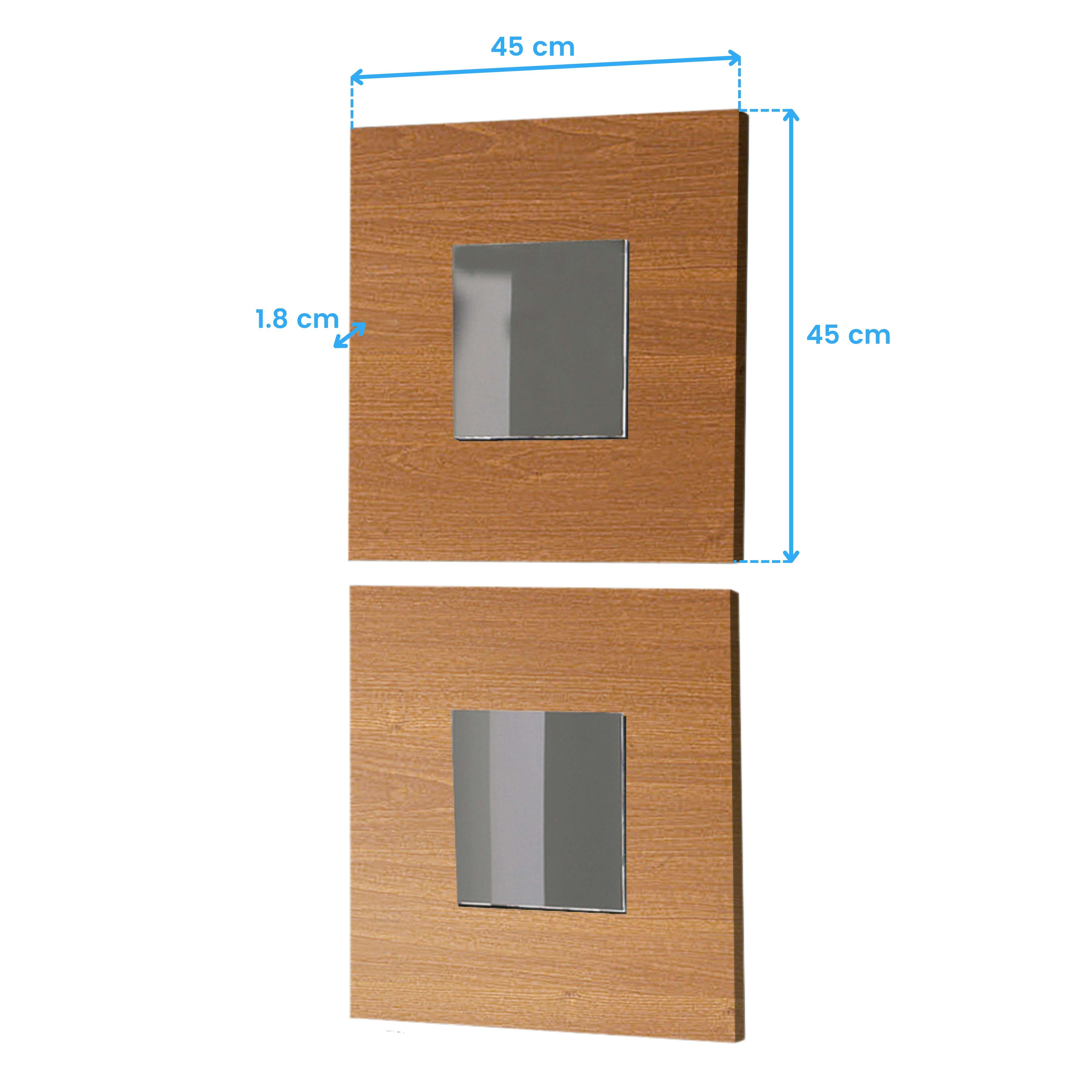Dos paneles de madera con cuadrados plateados. Dimensiones: 45x45 cm, profundidad 1,8 cm.