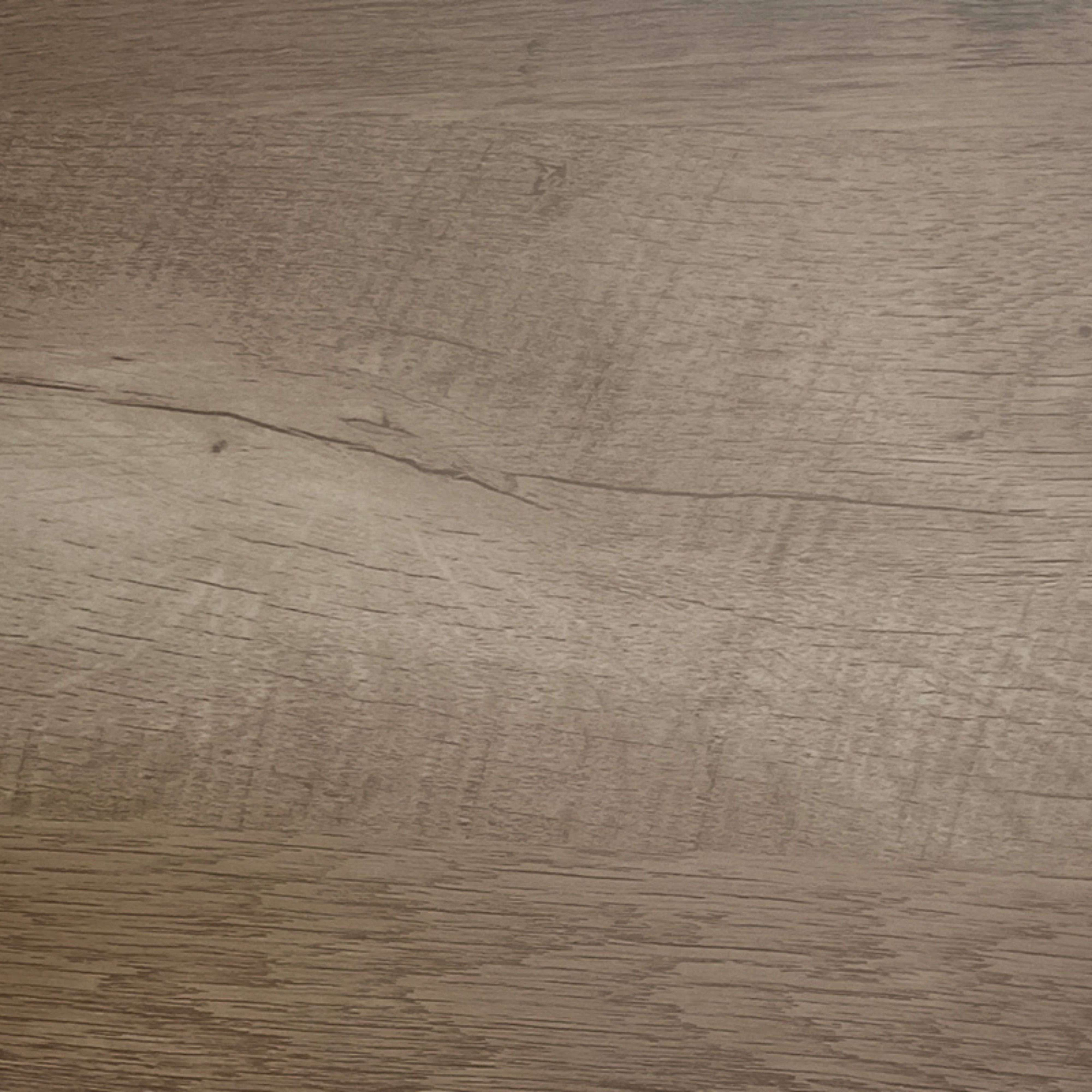 Textura de veta de madera pardusca con líneas y vetas visibles.