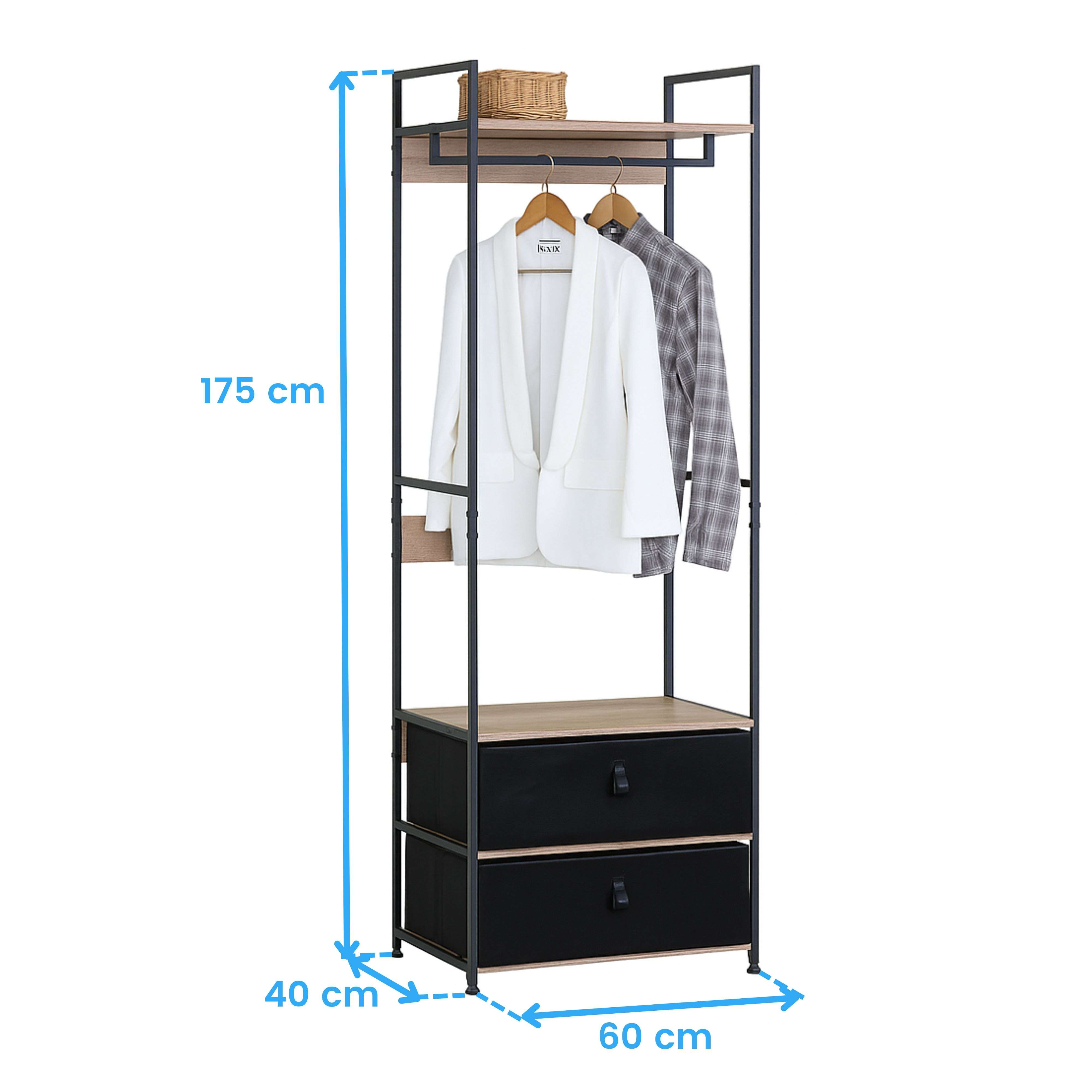 Perchero negro de metal con estantes de madera, ropa y cajones.