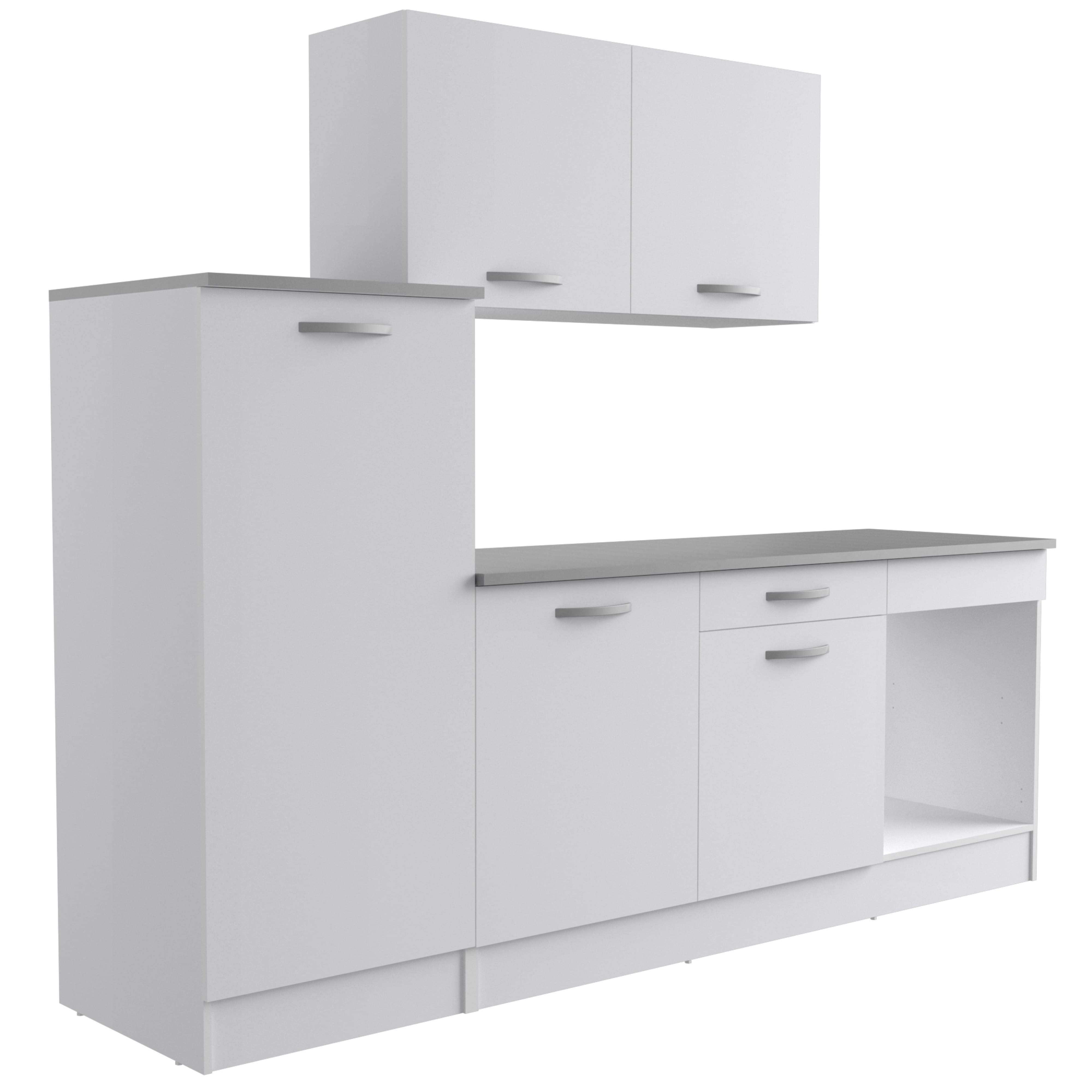 Cocina blanca moderna con tiradores plateados, armarios altos y encimera.