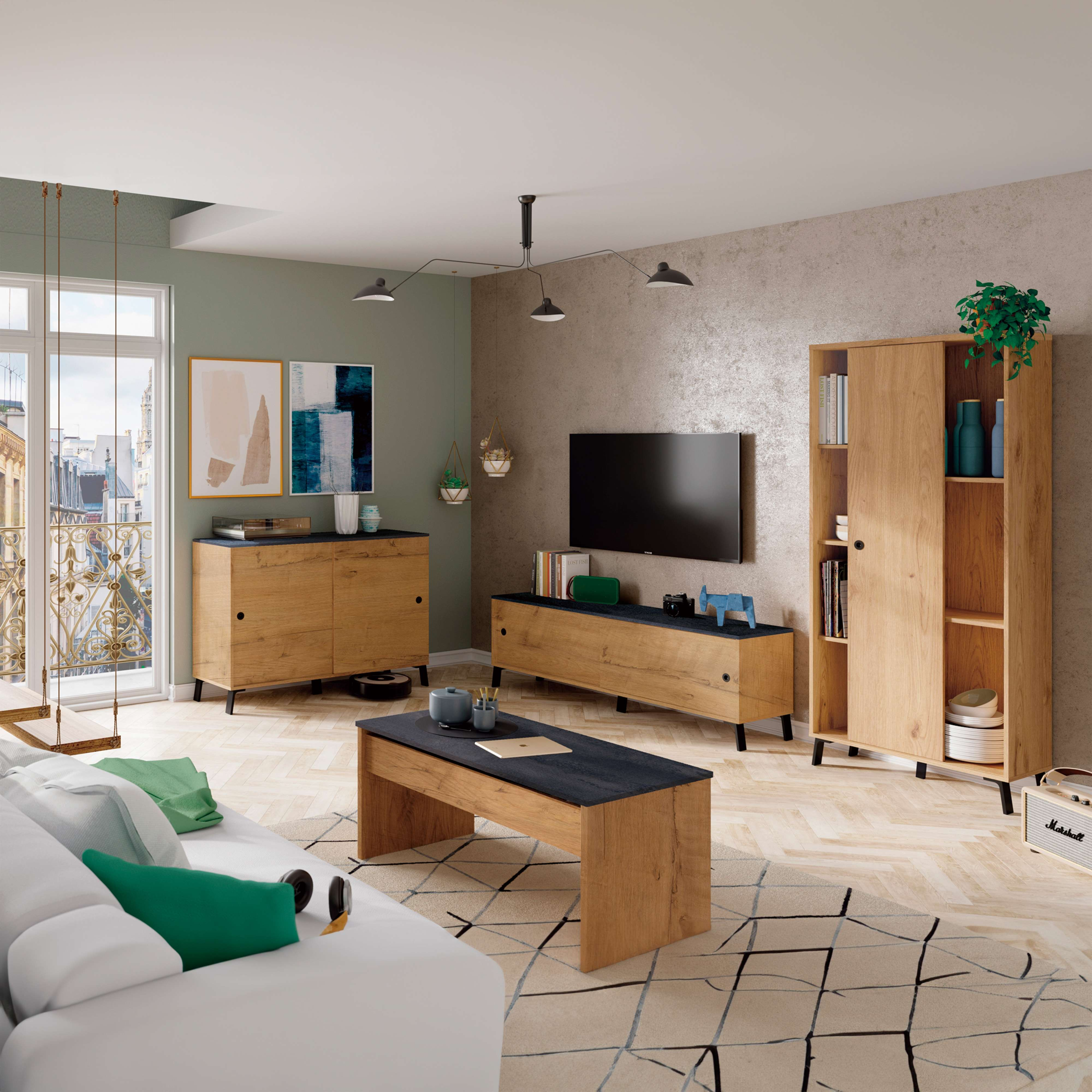 Sala de estar moderna con muebles de madera, sofá, TV y ventana grande.