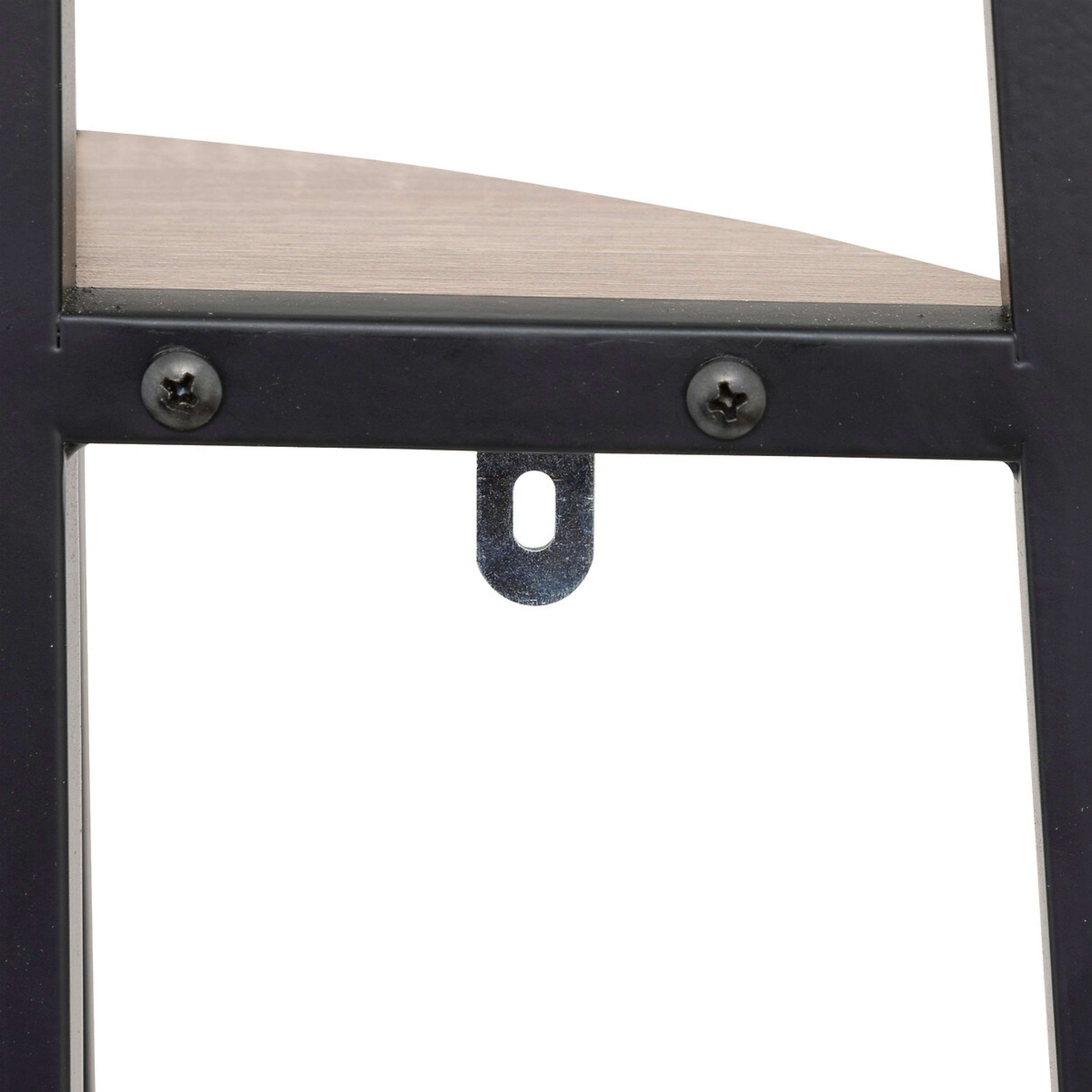 Primer plano: Estante de madera con marco de metal negro, dos tornillos.