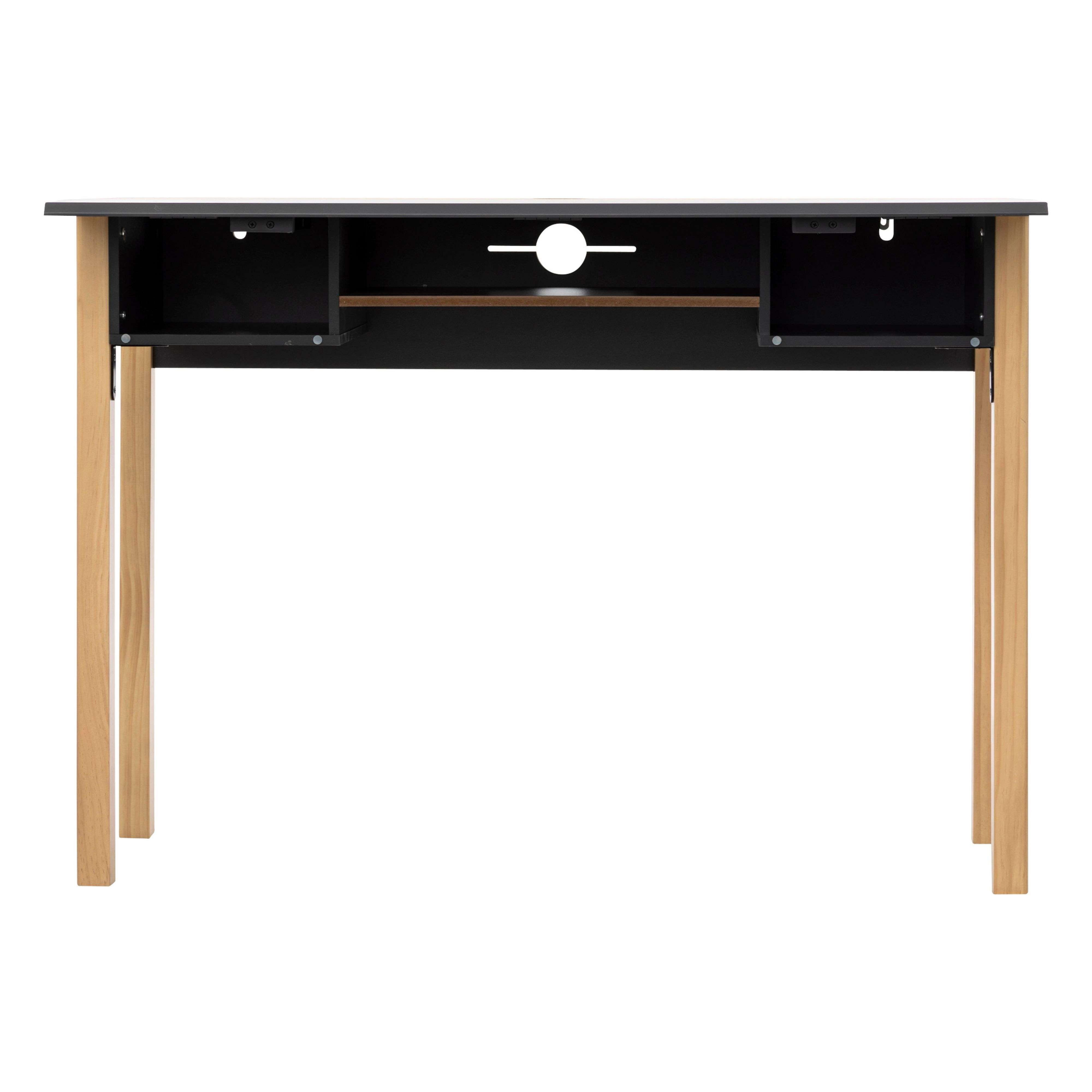 Un escritorio negro con patas de madera y compartimentos abiertos.