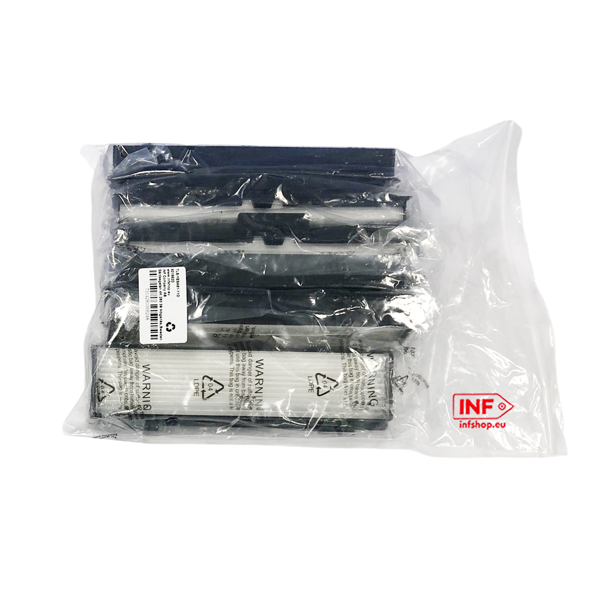 Wiele czarnych i białych filtrów zapakowanych w plastikową torbę. Z etykietami ostrzegawczymi.