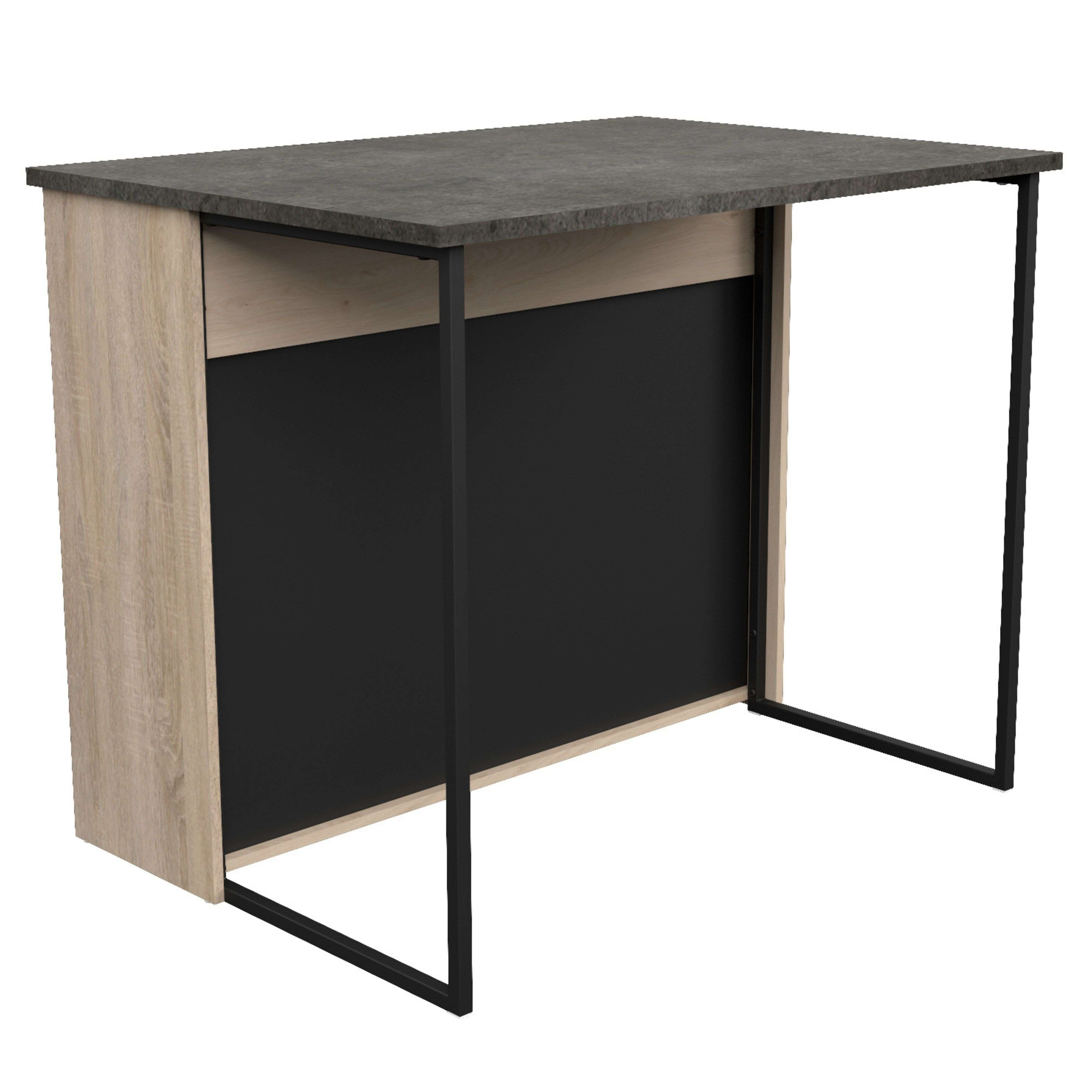 Un escritorio moderno con tablero oscuro y laterales de madera.