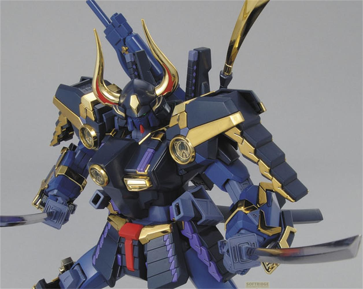 Ein blauer und goldener Samurai-Roboter mit zwei Schwertern auf grauem Hintergrund.