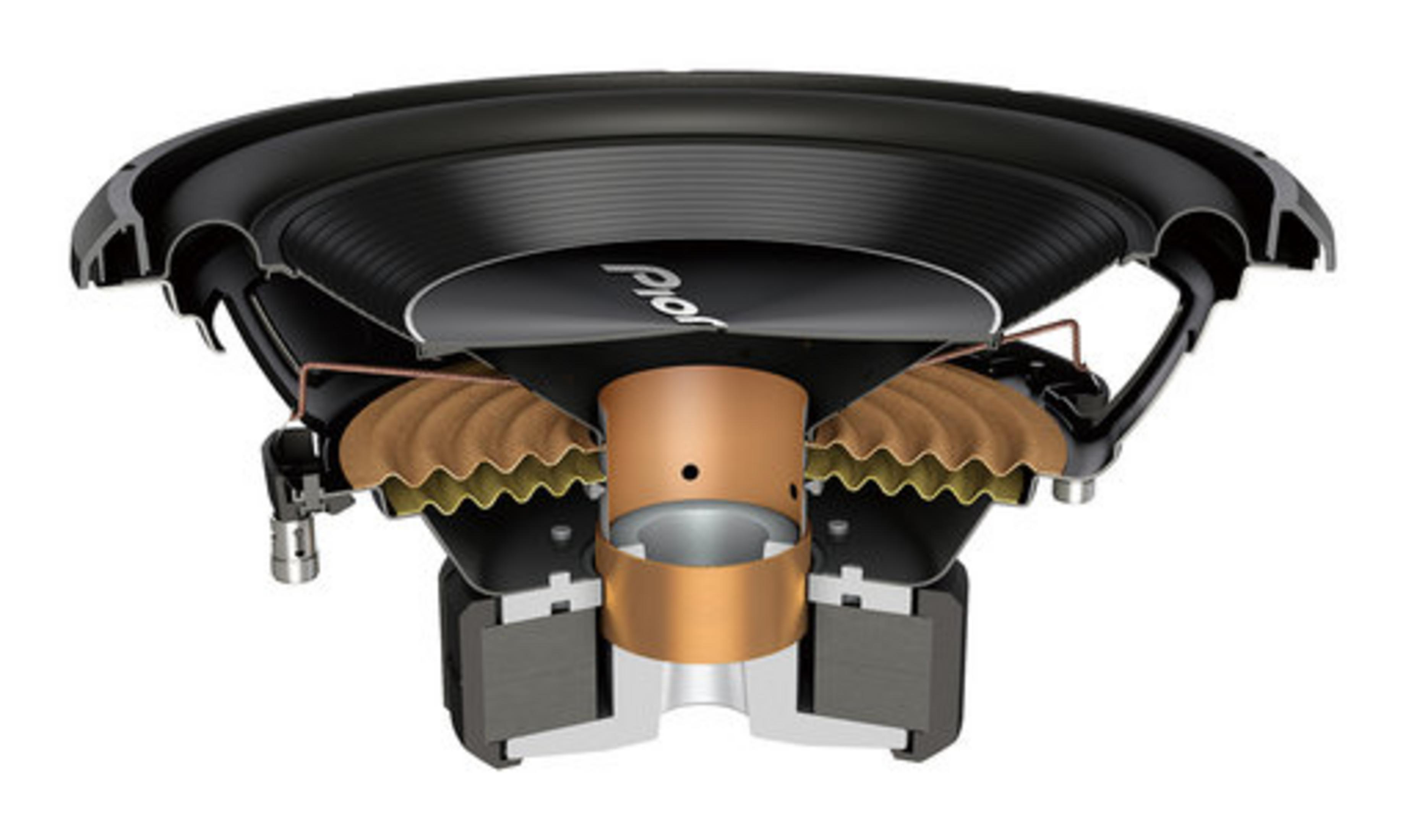 Detailansicht eines Pioneer-Subwoofers mit schwarzen Membranen und Kupferkomponenten.