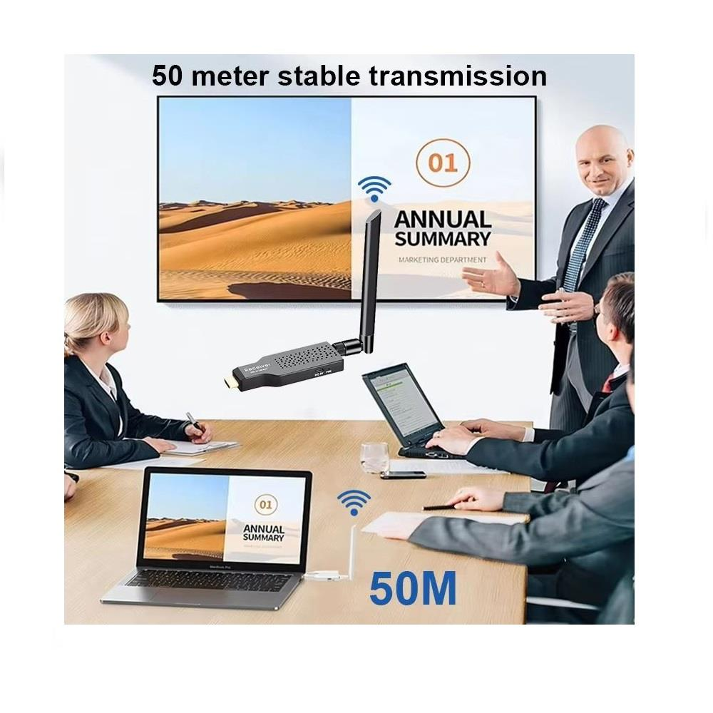 Dizüstü bilgisayarlar ve konuşan bir adamla sunum. 50m iletim.