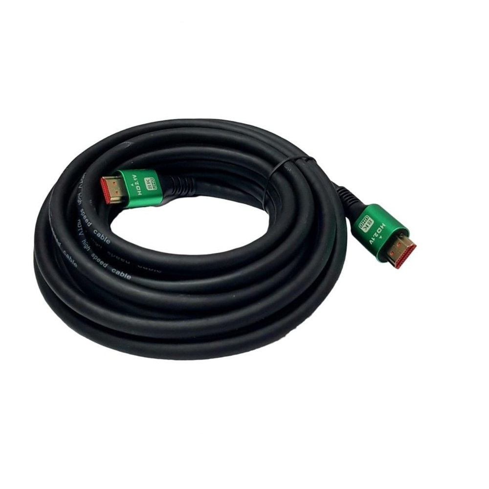 Yeşil konektörlü siyah HDMI 2.1 kablo, rulo yapılmış.