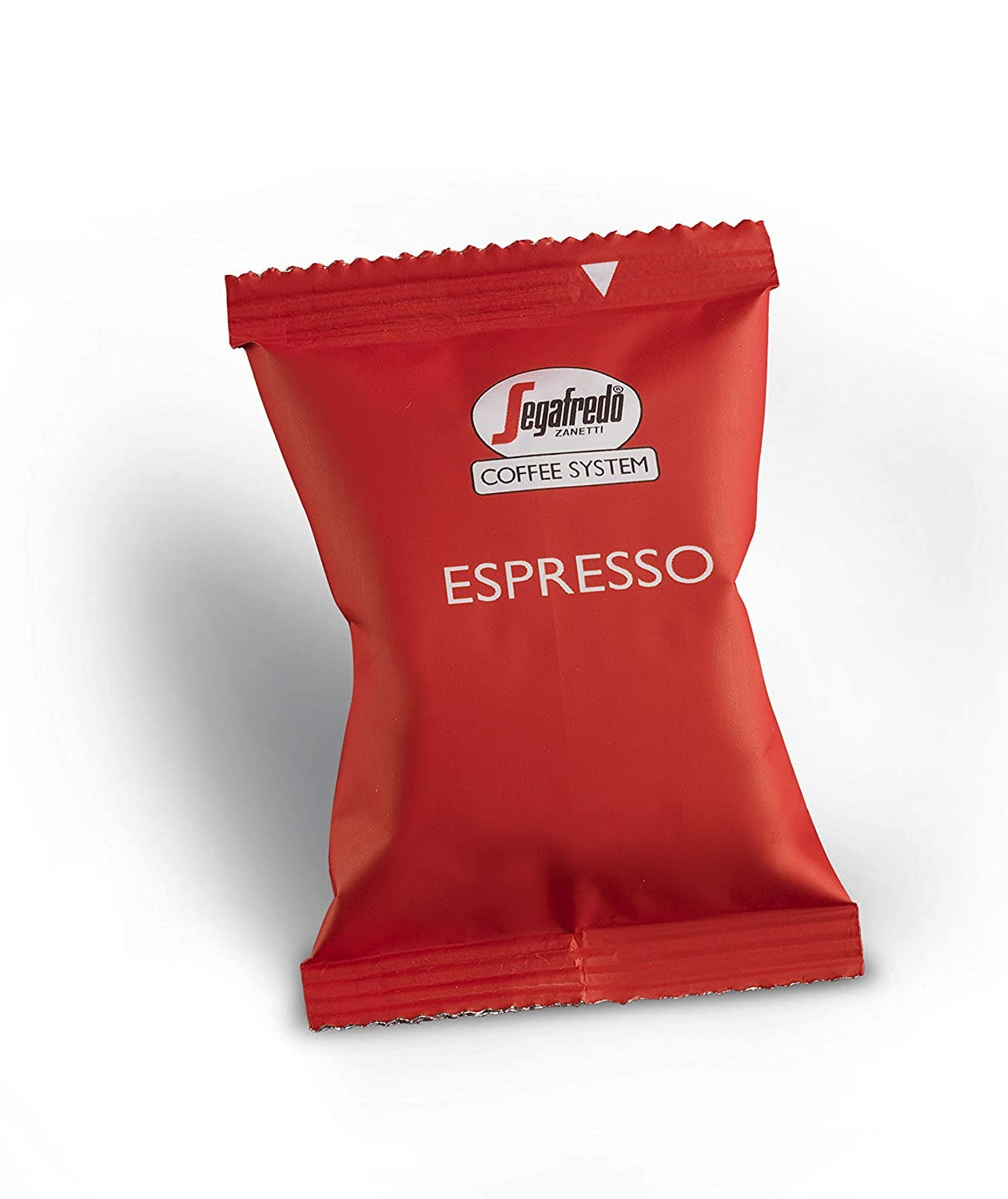 Eine rote Kaffeepackung mit Segafredo Espresso-Logo und Schriftzug.