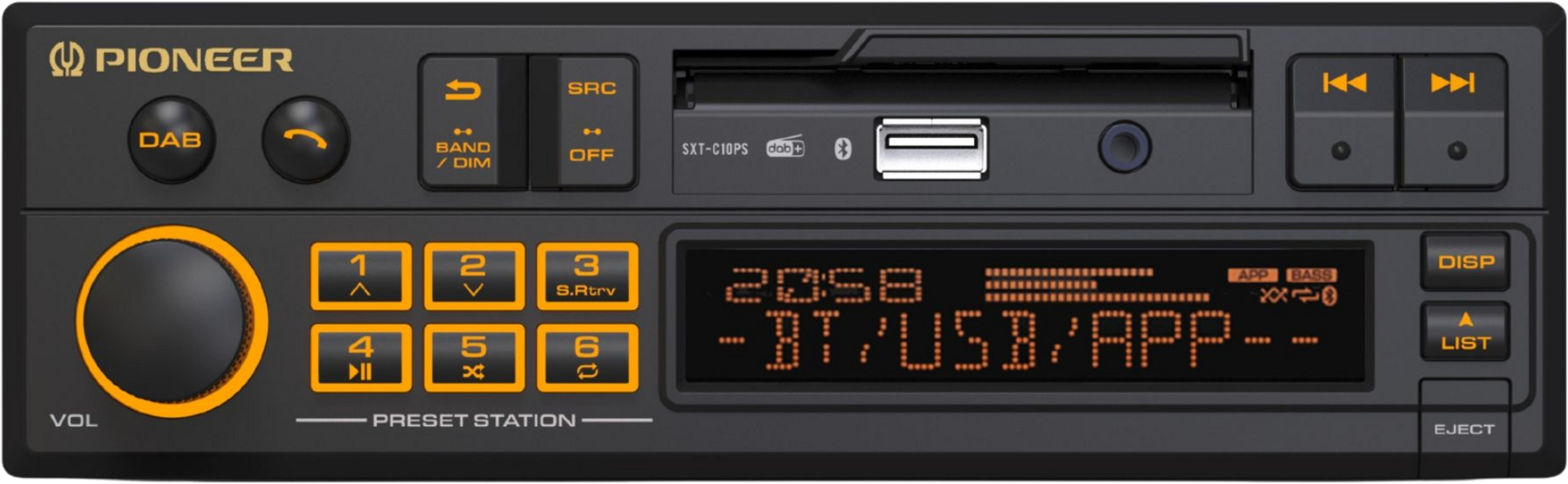 Ein Pioneer Autoradio mit DAB, USB, Bluetooth und orangenen Tasten.
