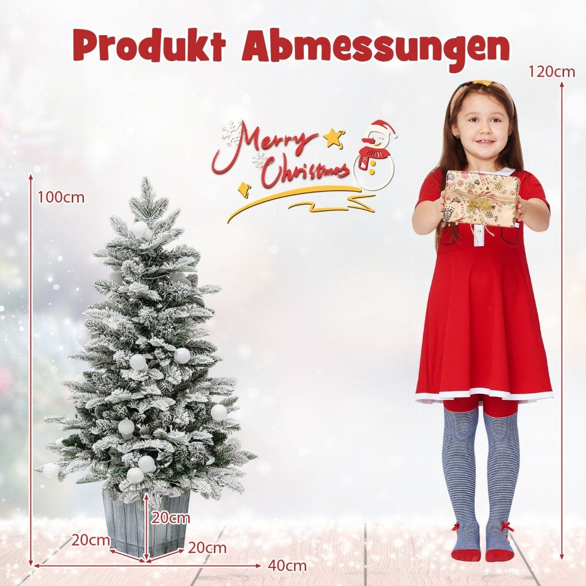 Een meisje in een rode jurk houdt een cadeau vast naast een kerstboom.