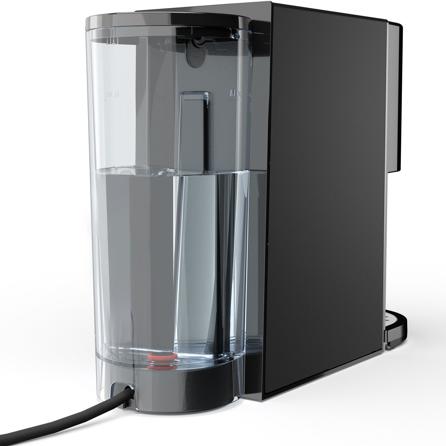 Zwart koffiezetapparaat watertank met water.