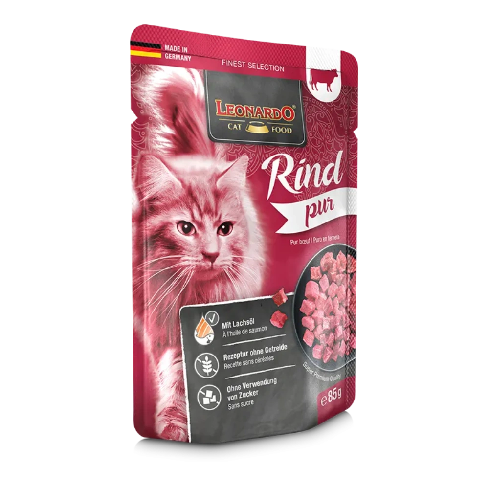 Comida para gatos "Puro de ternera" de Leonardo, con aceite de salmón.