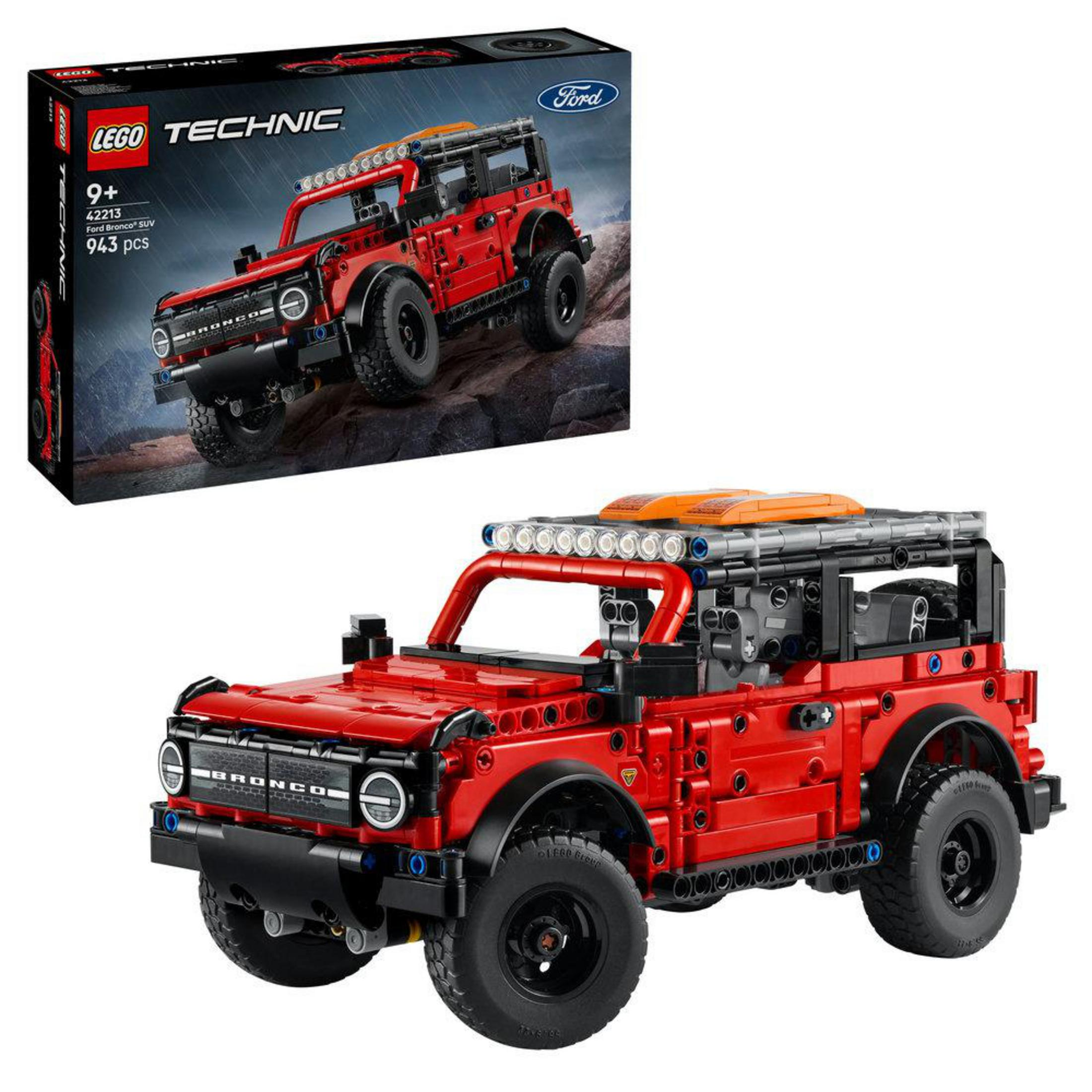 Czerwony model SUV Ford Bronco LEGO Technic z wieloma detalami.