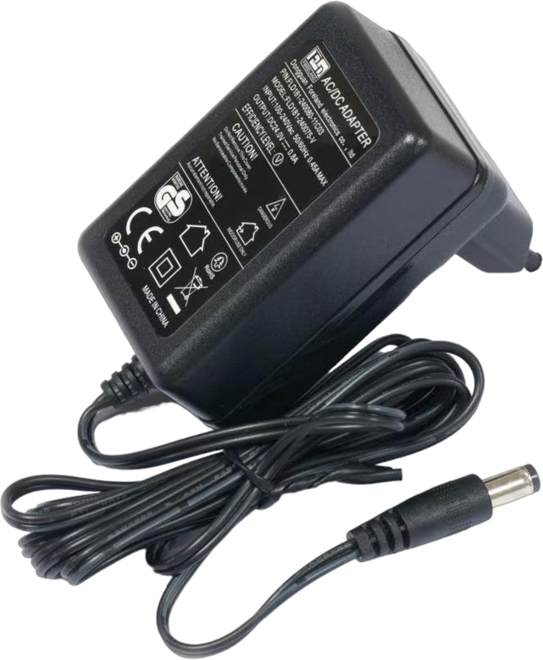 Czarny zasilacz AC/DC z kablem i wtyczką, na białym tle.
