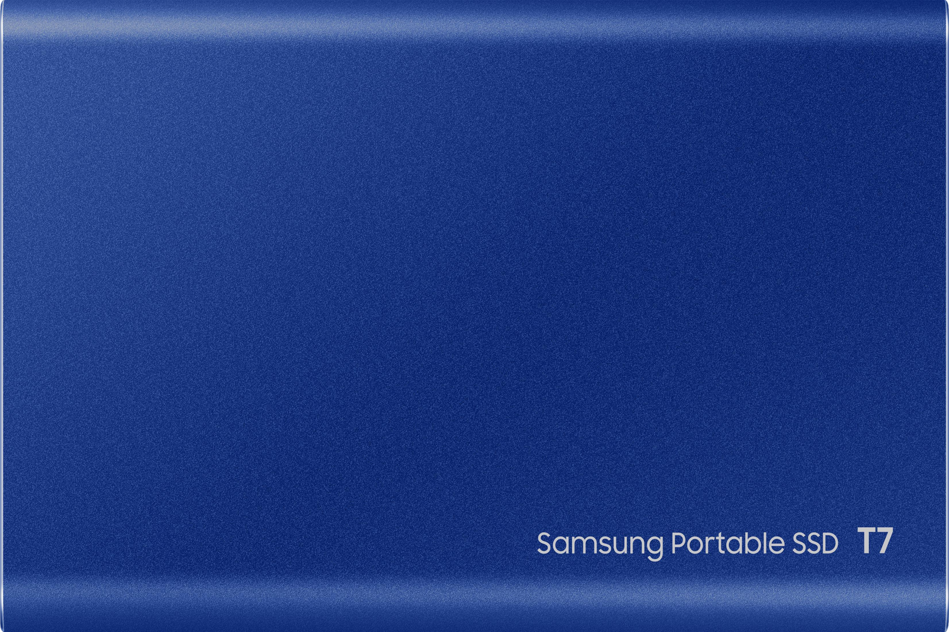 Eine blaue Samsung Portable SSD T7.