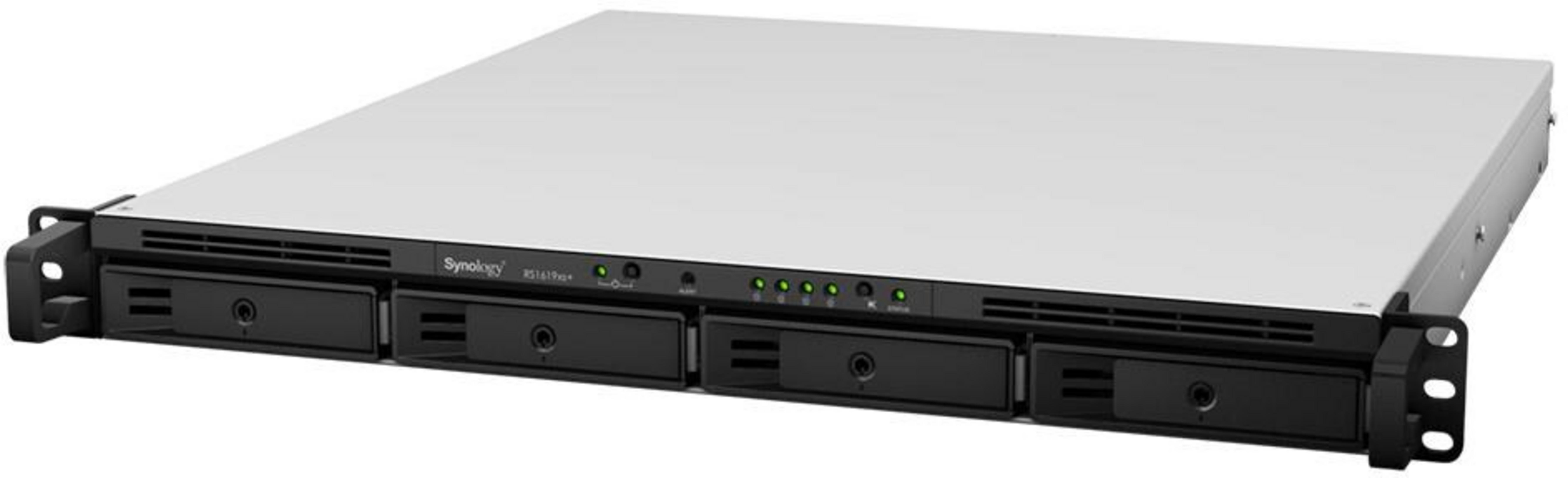 Ein silbernes Rackmount-NAS-Gerät mit vier Einschüben und grünen Statusleuchten.
