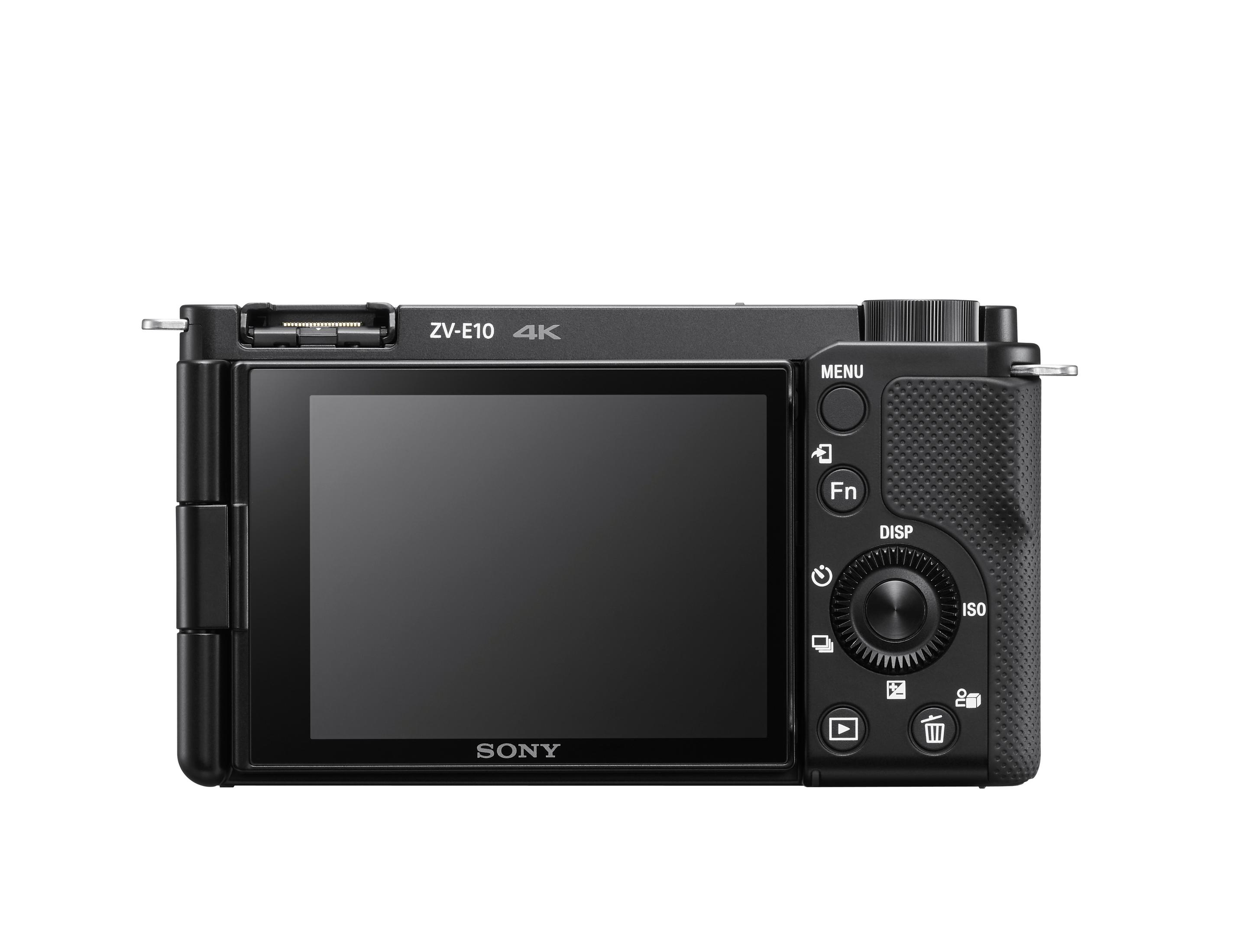 Rückseite einer schwarzen Sony ZV-E10 4K Kamera mit klappbarem Bildschirm.