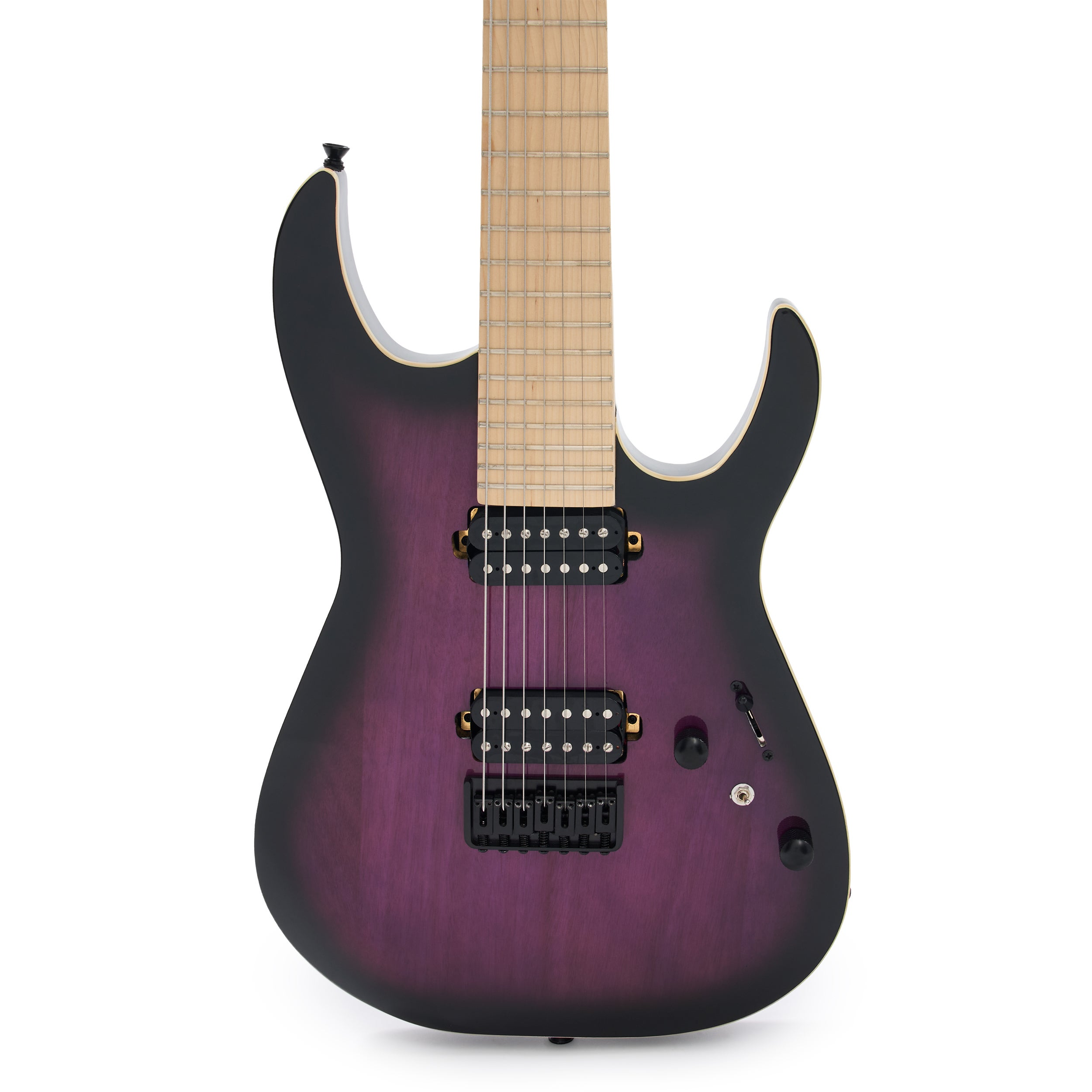 Een elektrische gitaar met een paars lichaam, zwarte pickups en een lichtgekleurd fretboard.
