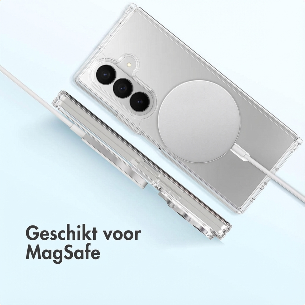 Une coque de téléphone transparente avec chargeur MagSafe et câble sur fond bleu.