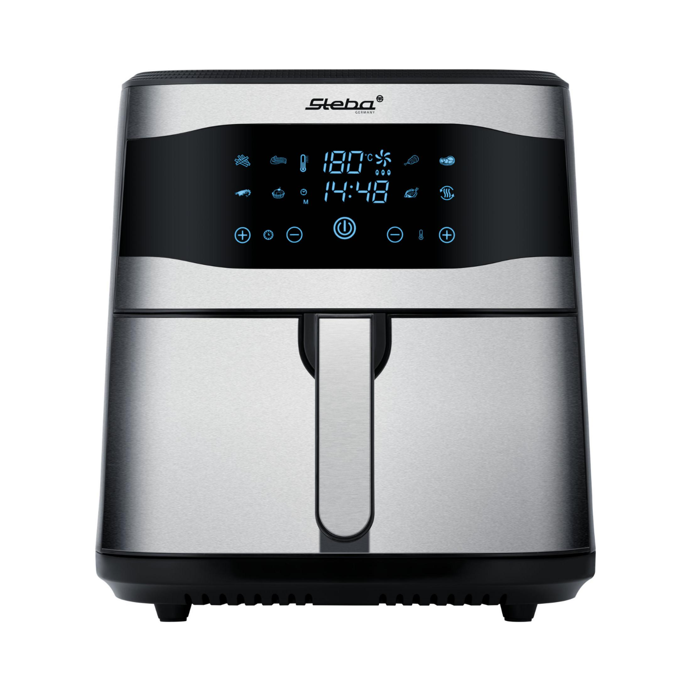 Zilveren airfryer met zwart bedieningspaneel en digitaal display.