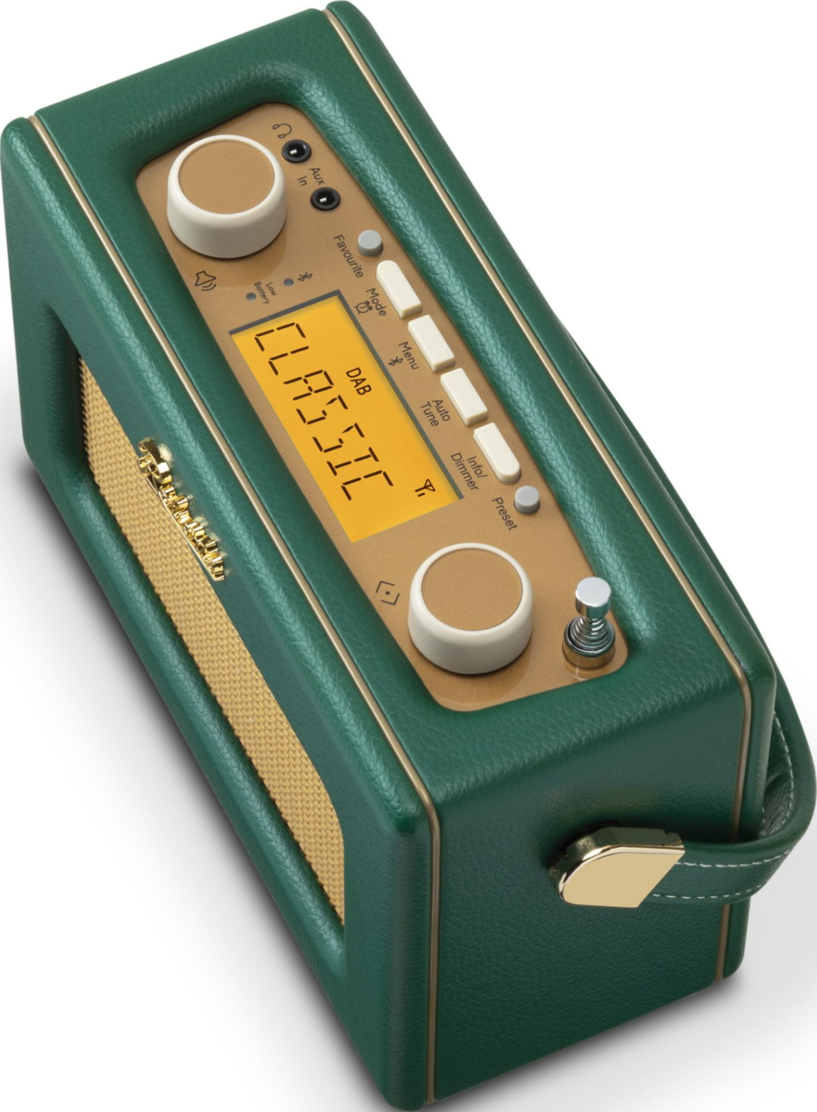 Zielone radio ze złotą maskownicą głośnika i ekranem wyświetlającym CLASSIC.