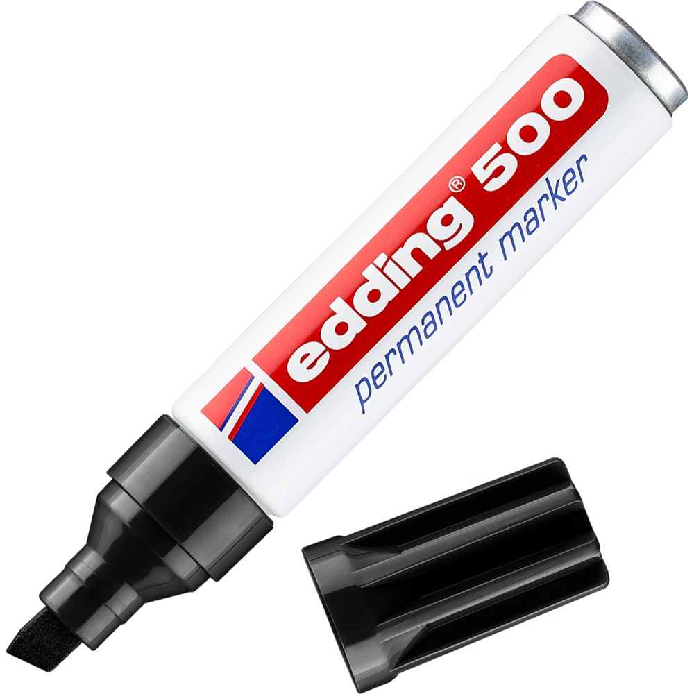 Ein weißer Edding 500 Permanentmarker mit schwarzer Kappe und Spitze auf weißem Untergrund.