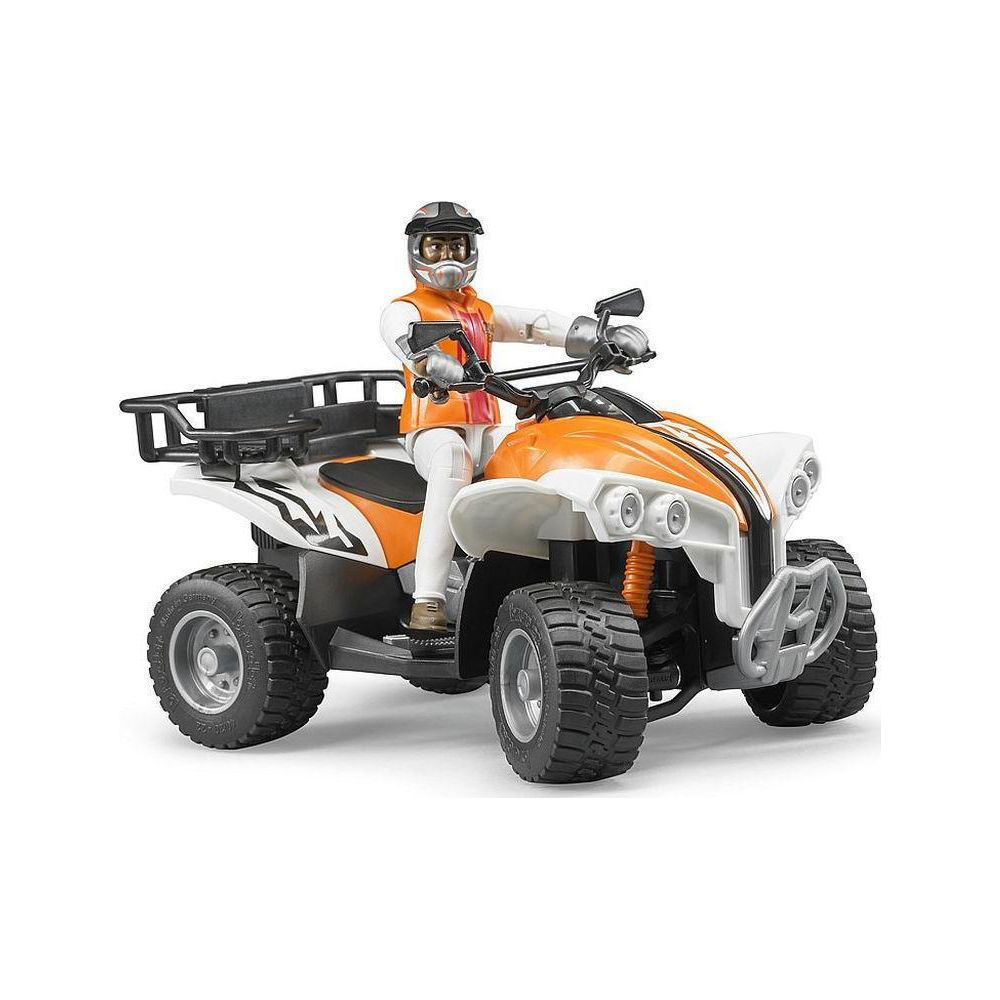 Mężczyzna w białym i pomarańczowym kolorze jedzie na białym i pomarańczowym quadzie.